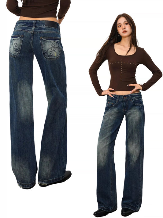 POCKET ART LOW RISE DENIM JEANS