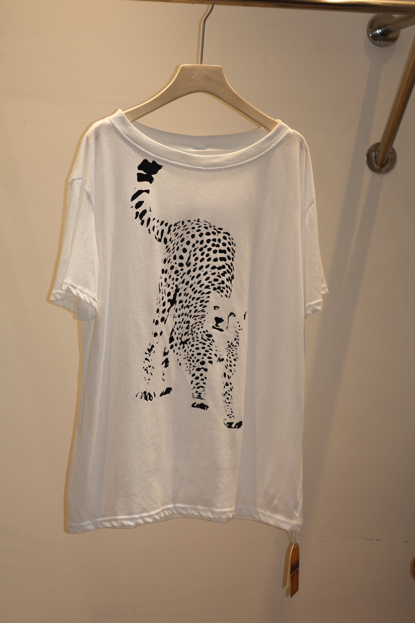 LEOPARD HALF SHOULDER TOP