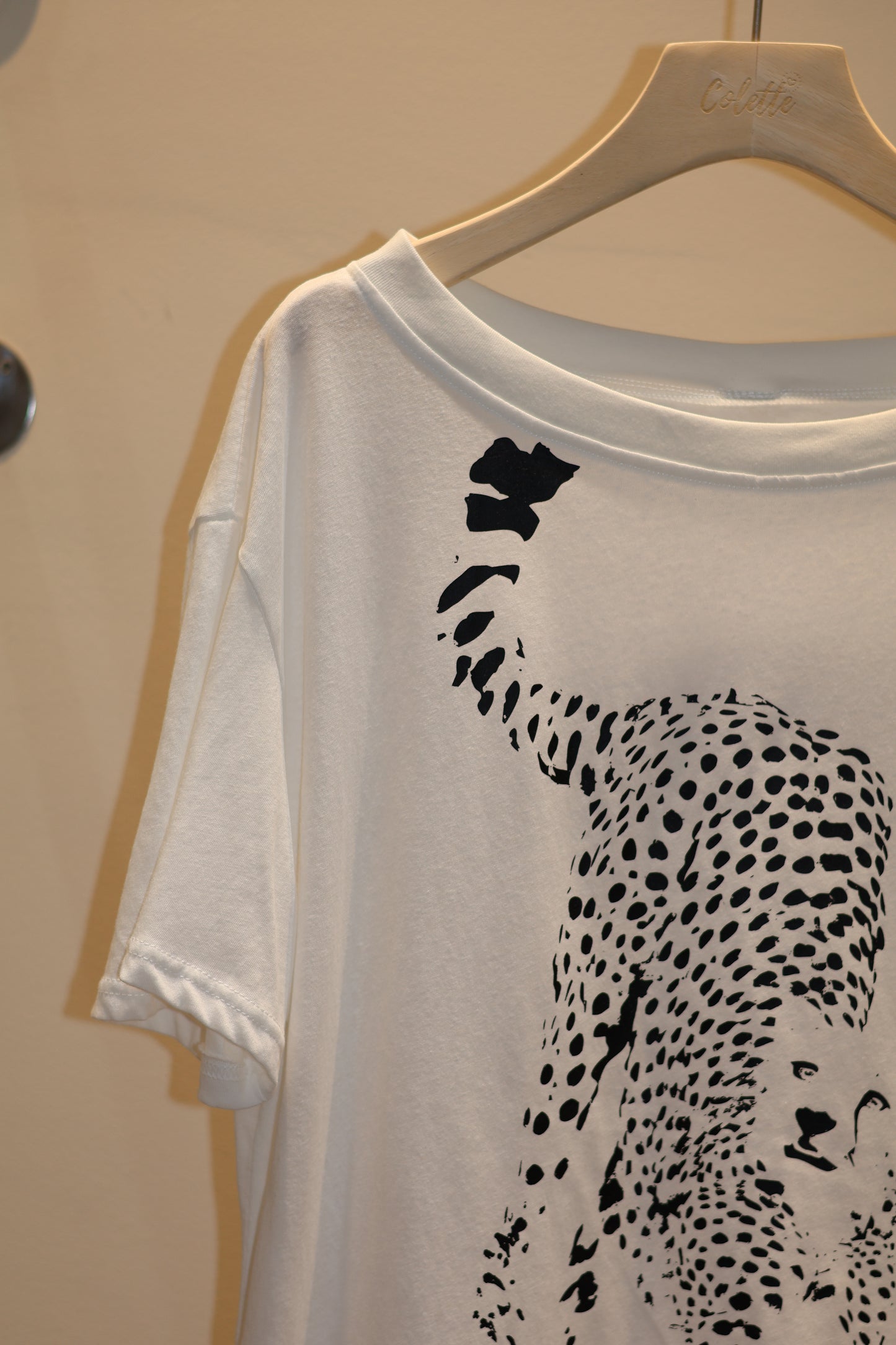 LEOPARD HALF SHOULDER TOP
