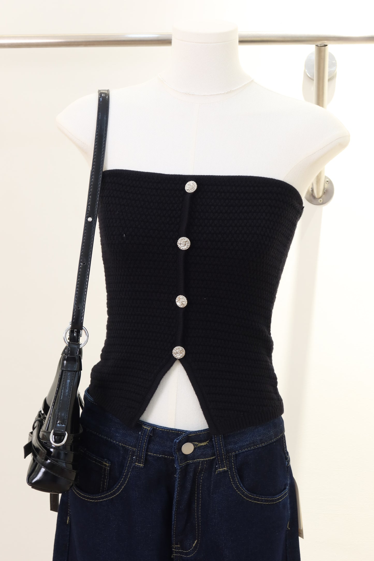 Elizabeth top