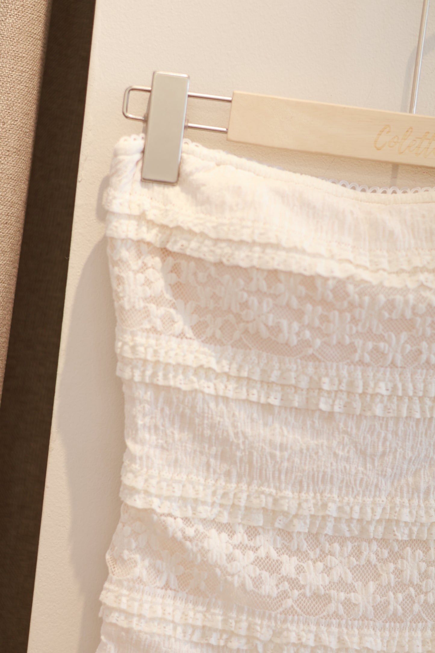 MESH CREAM TUBE TOP