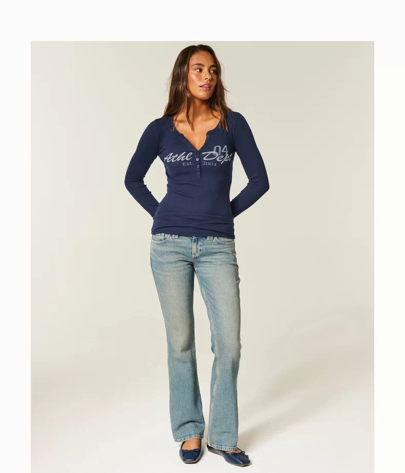 HOLLISTER NAVY LONG SLEEVE