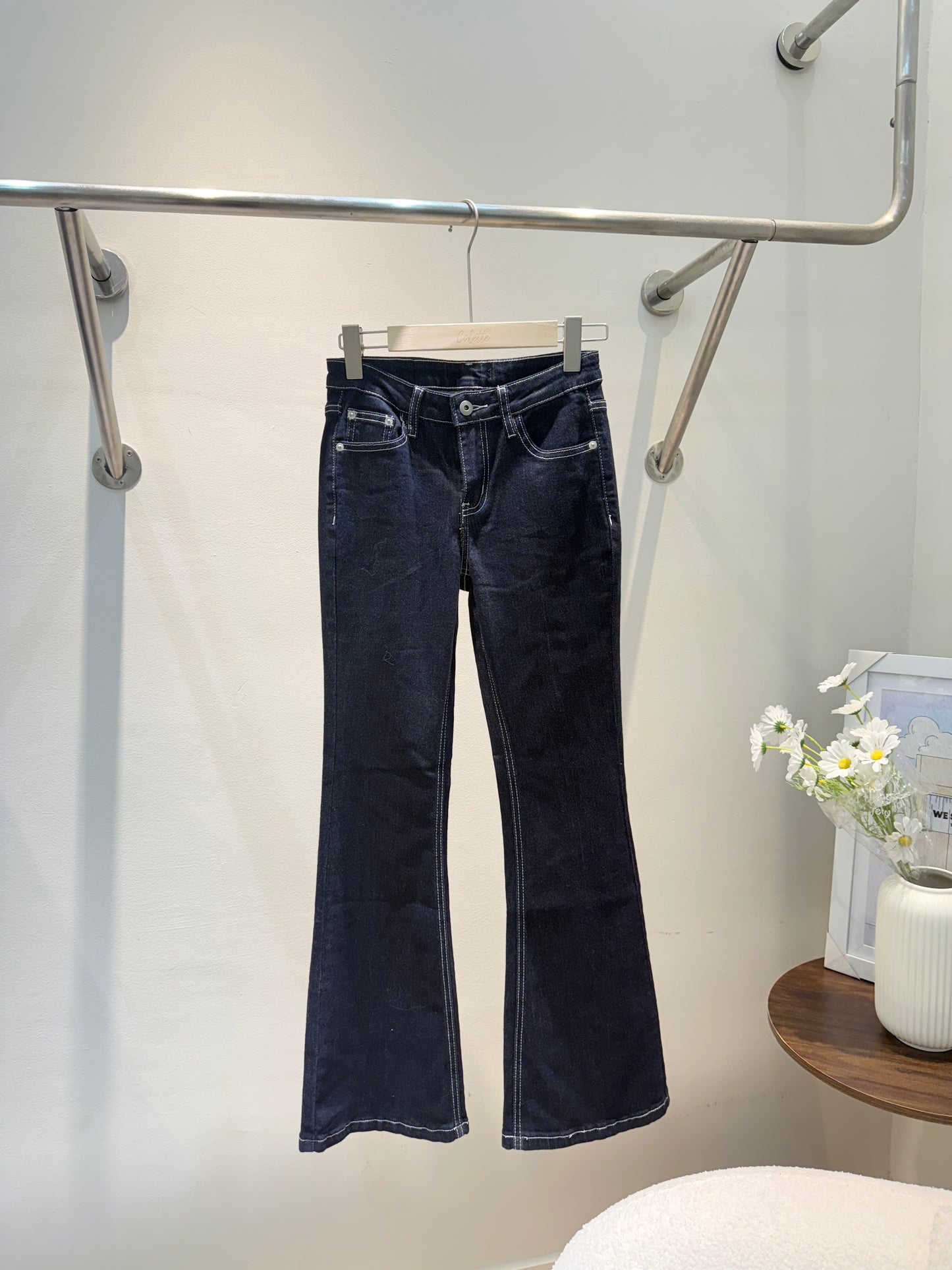 NAVY LOW WAIST VINTAGE JEANS