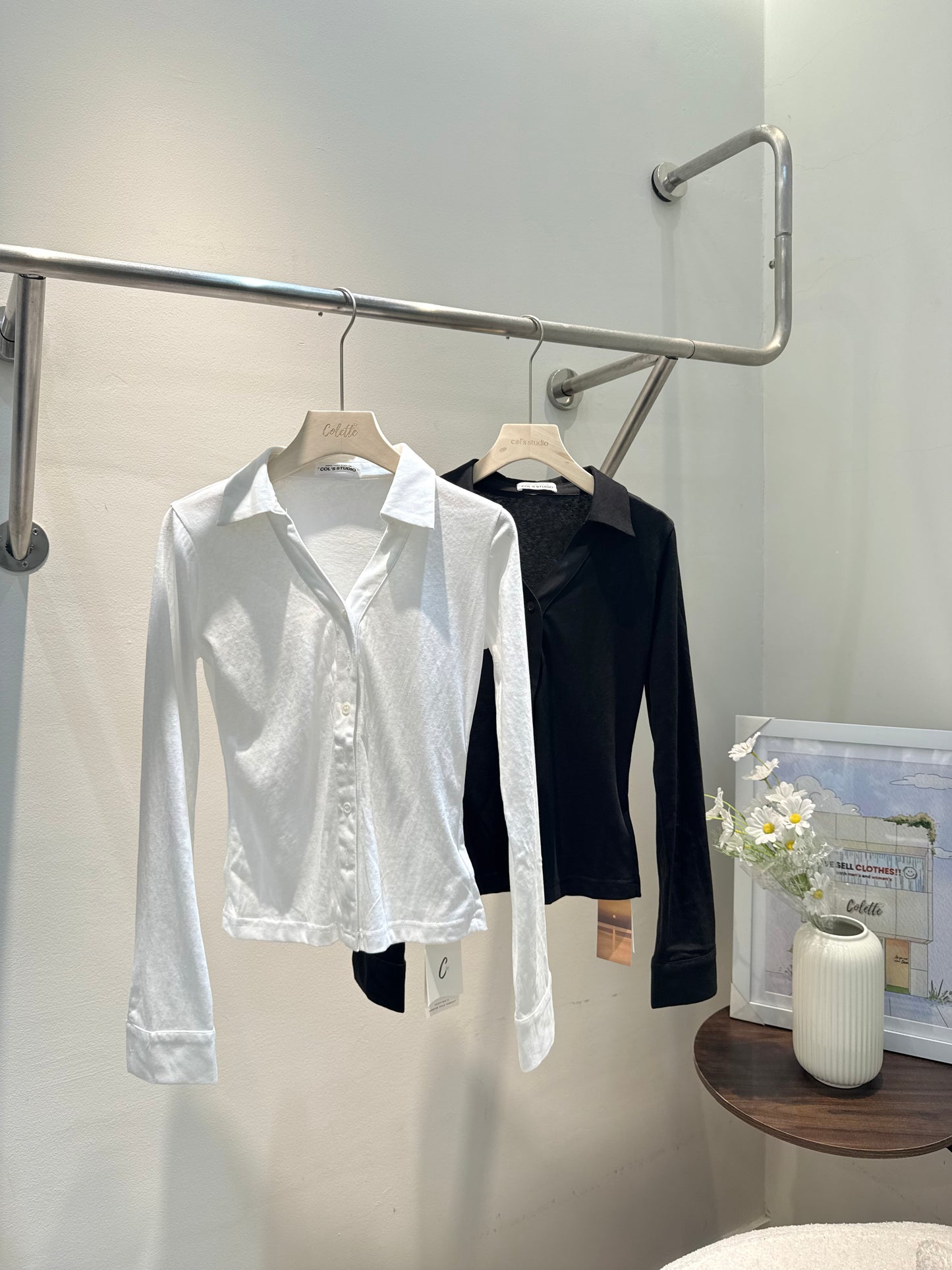 Buttoned long sleeve top