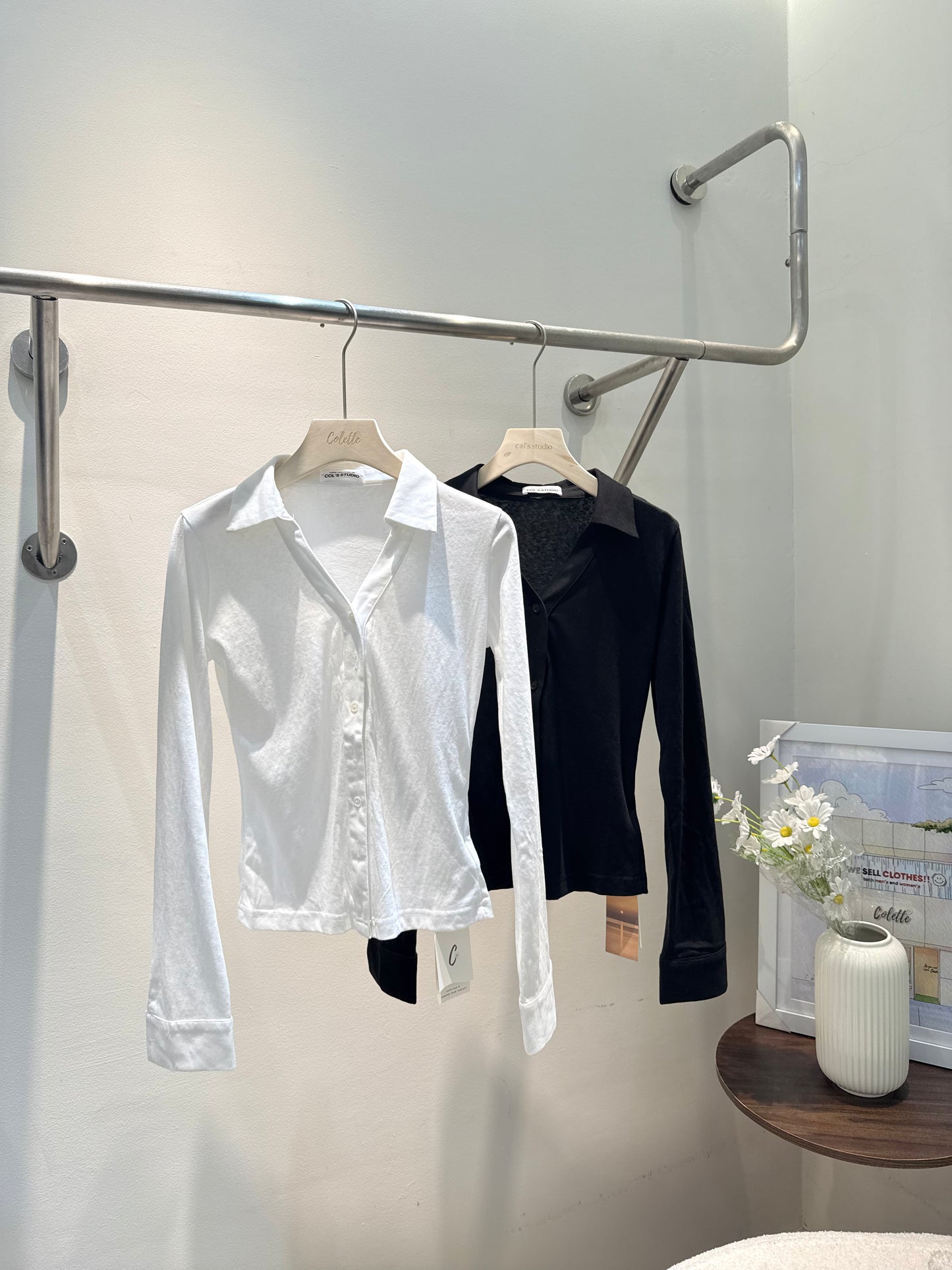 Buttoned long sleeve top