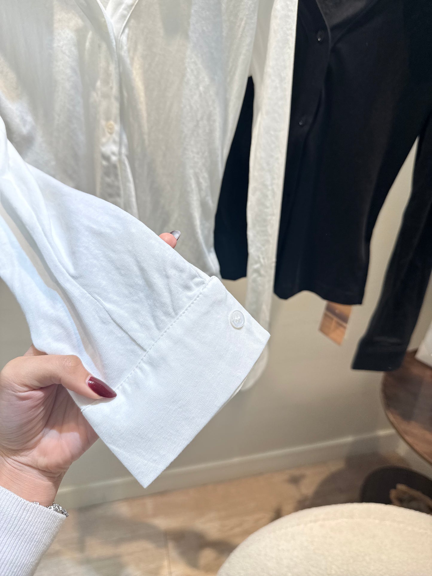 Buttoned long sleeve top