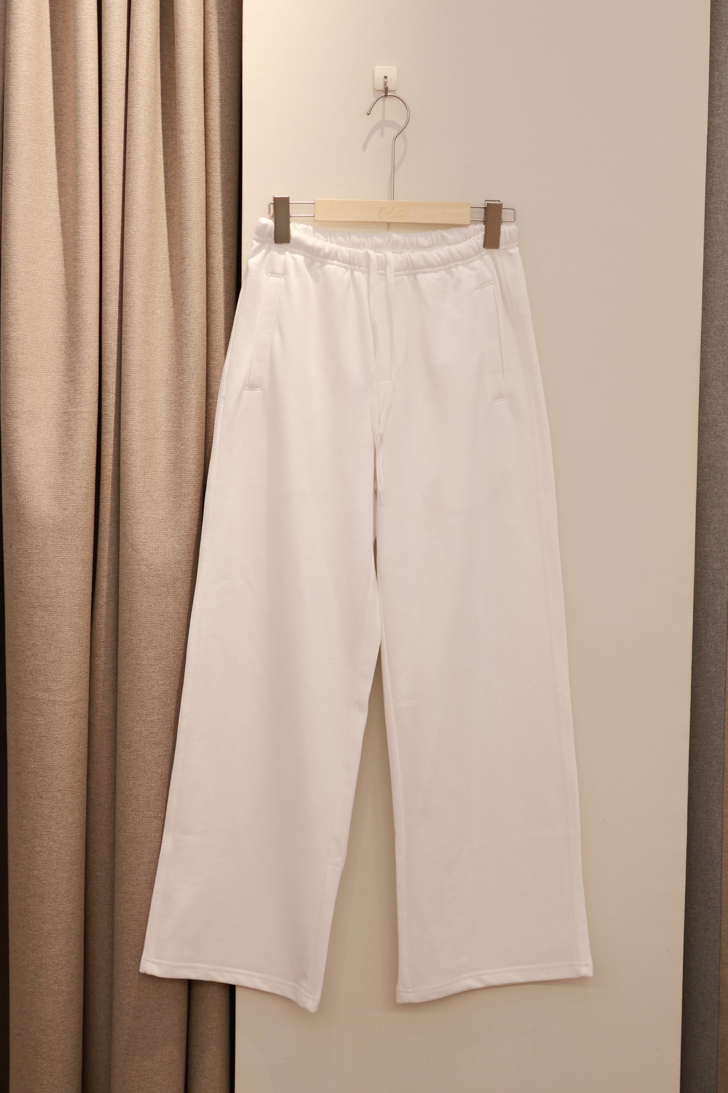 NEW IN STRAIGHT-LEG SWEATPANTS