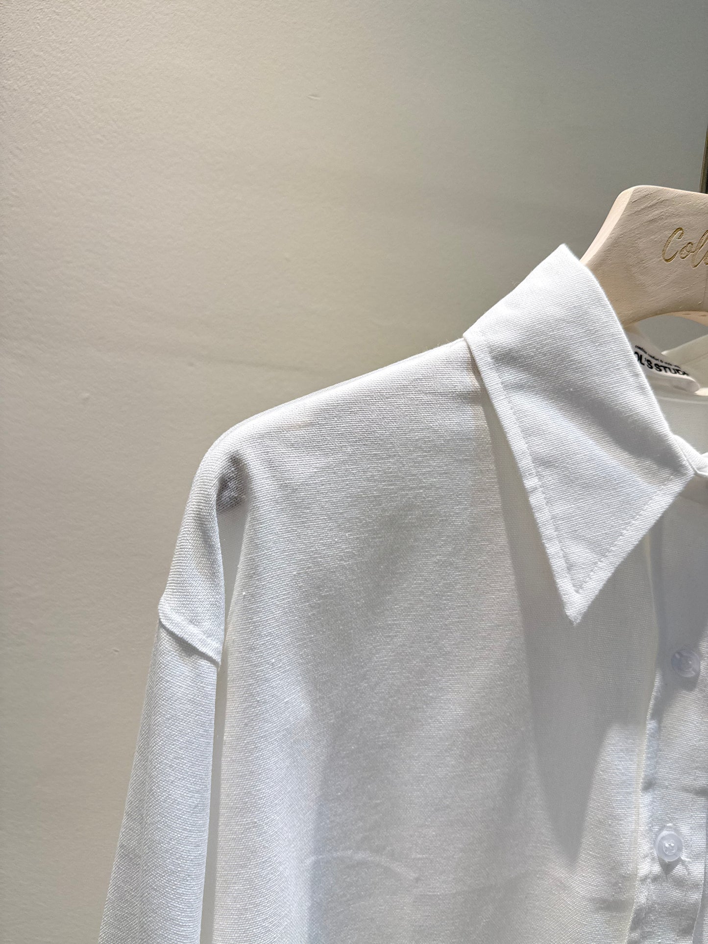 LINEN BUTTONED OUTERWEAR
