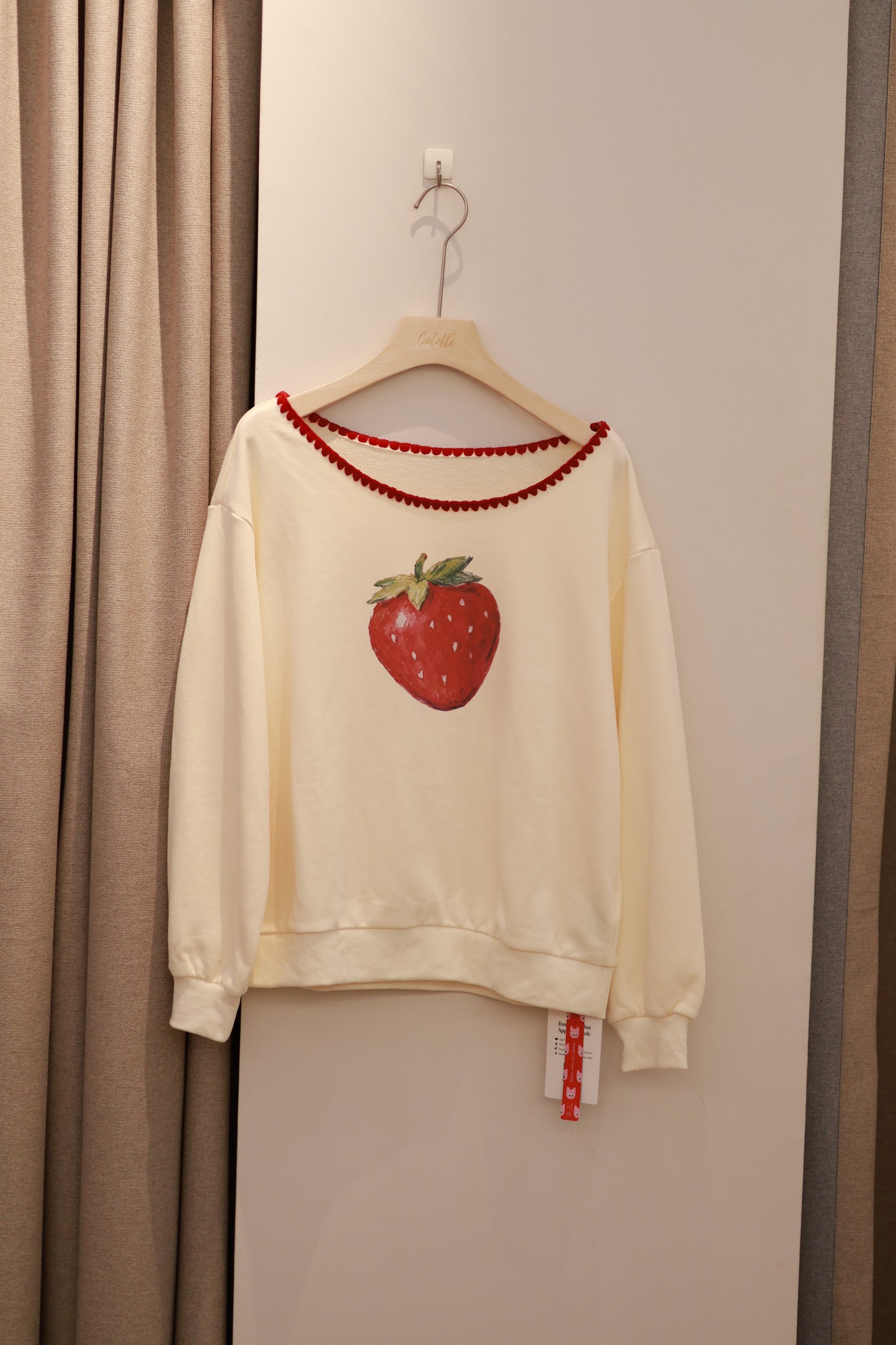 CIDER Strawberry Graphic Oversized Sweatshirt