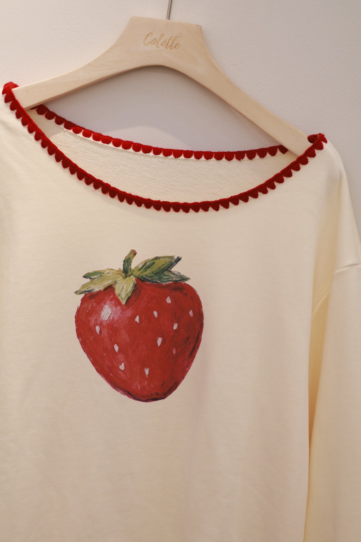 CIDER Strawberry Graphic Oversized Sweatshirt