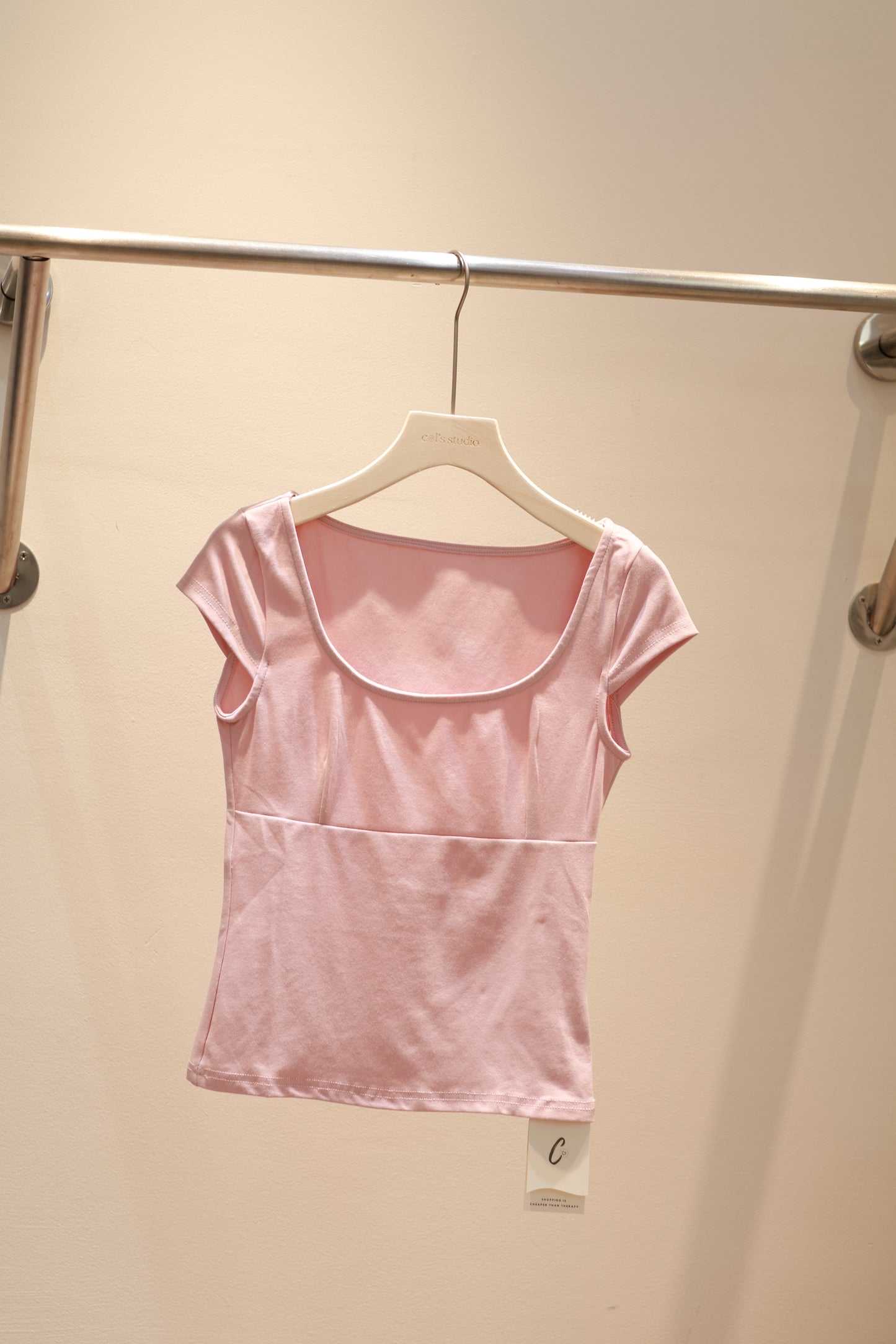 pink U neck top