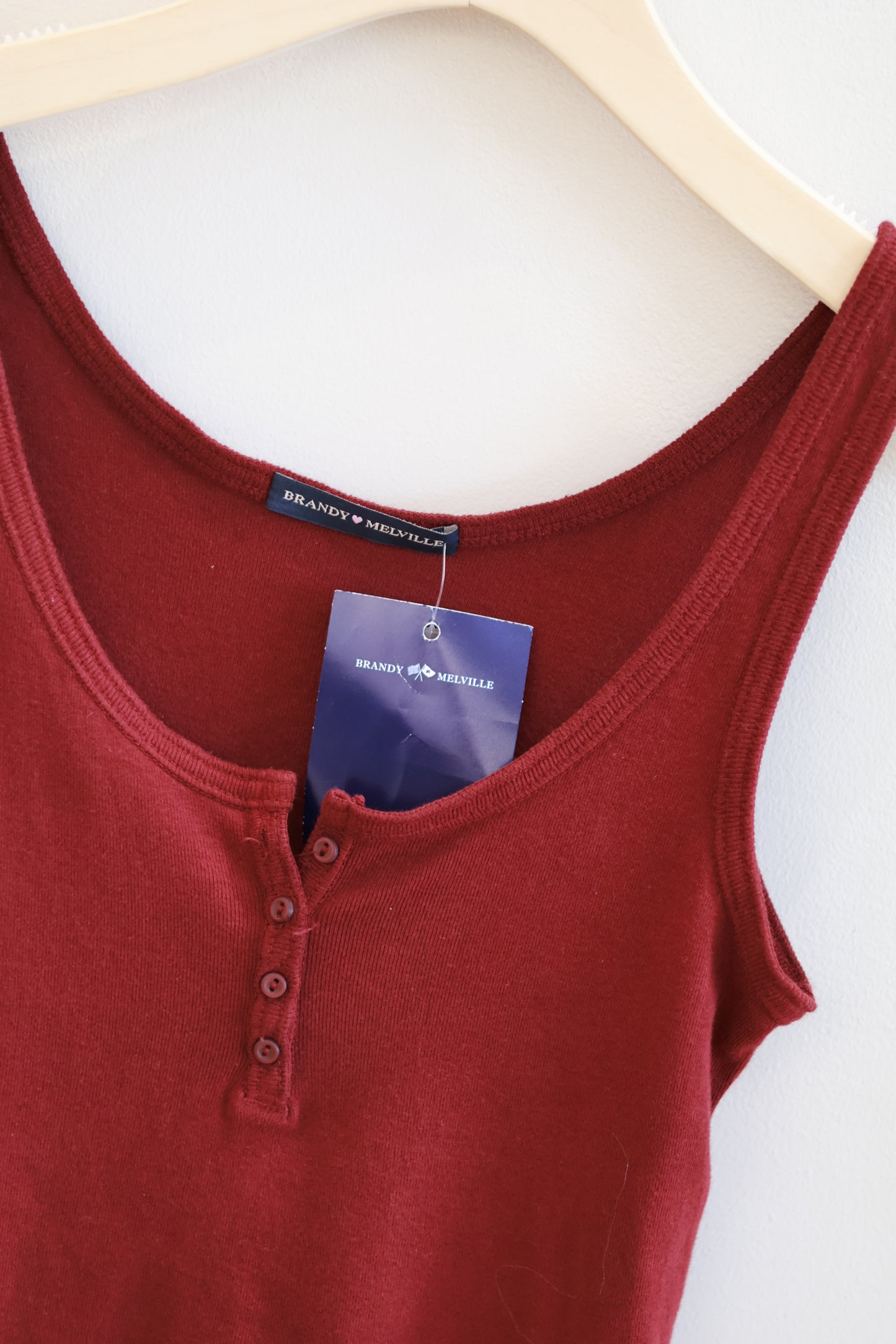 BRANDY MAROON TANK BUTTONS