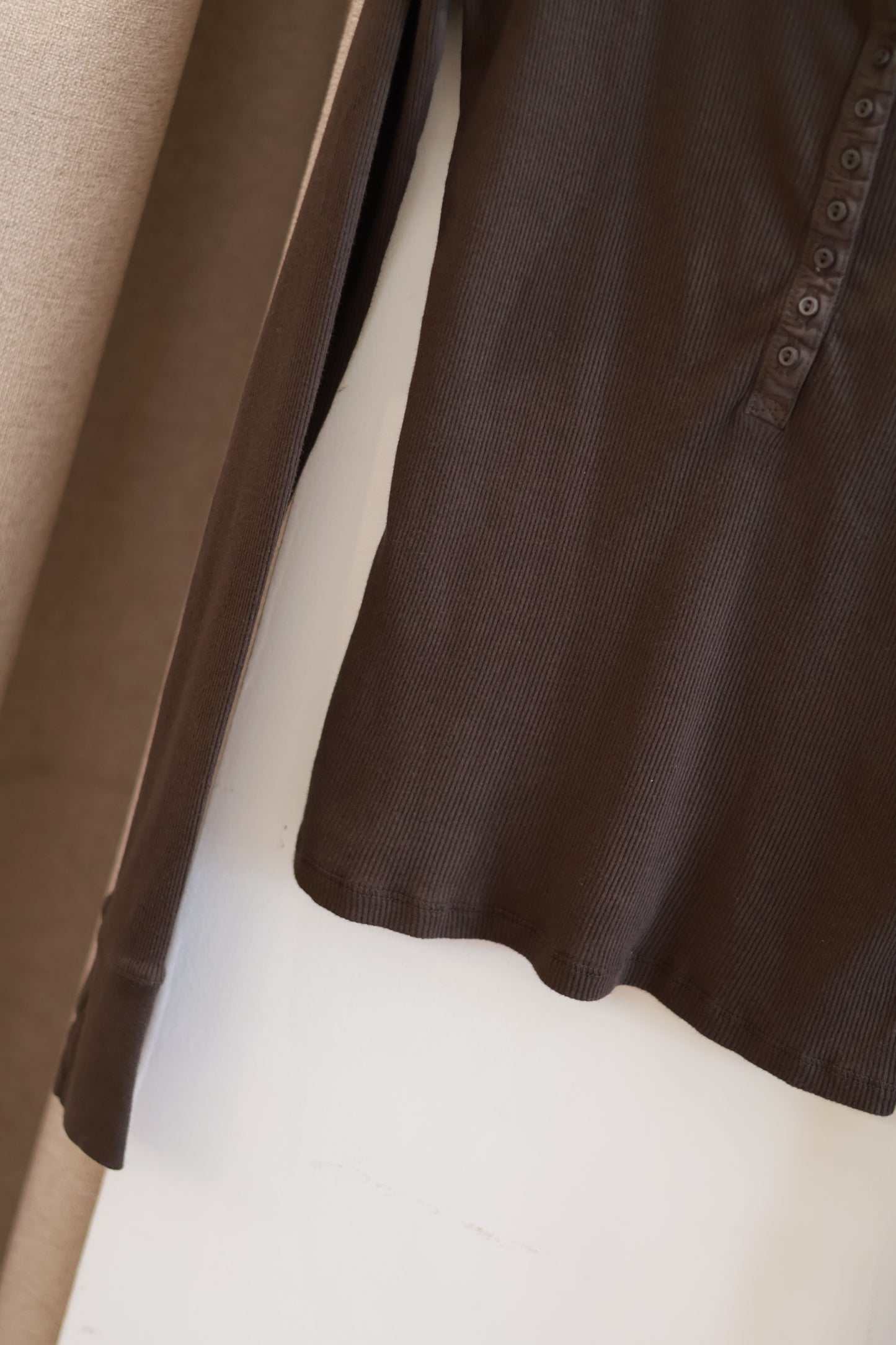 BRANDY BROWN RIBBED LONG SLEEVE