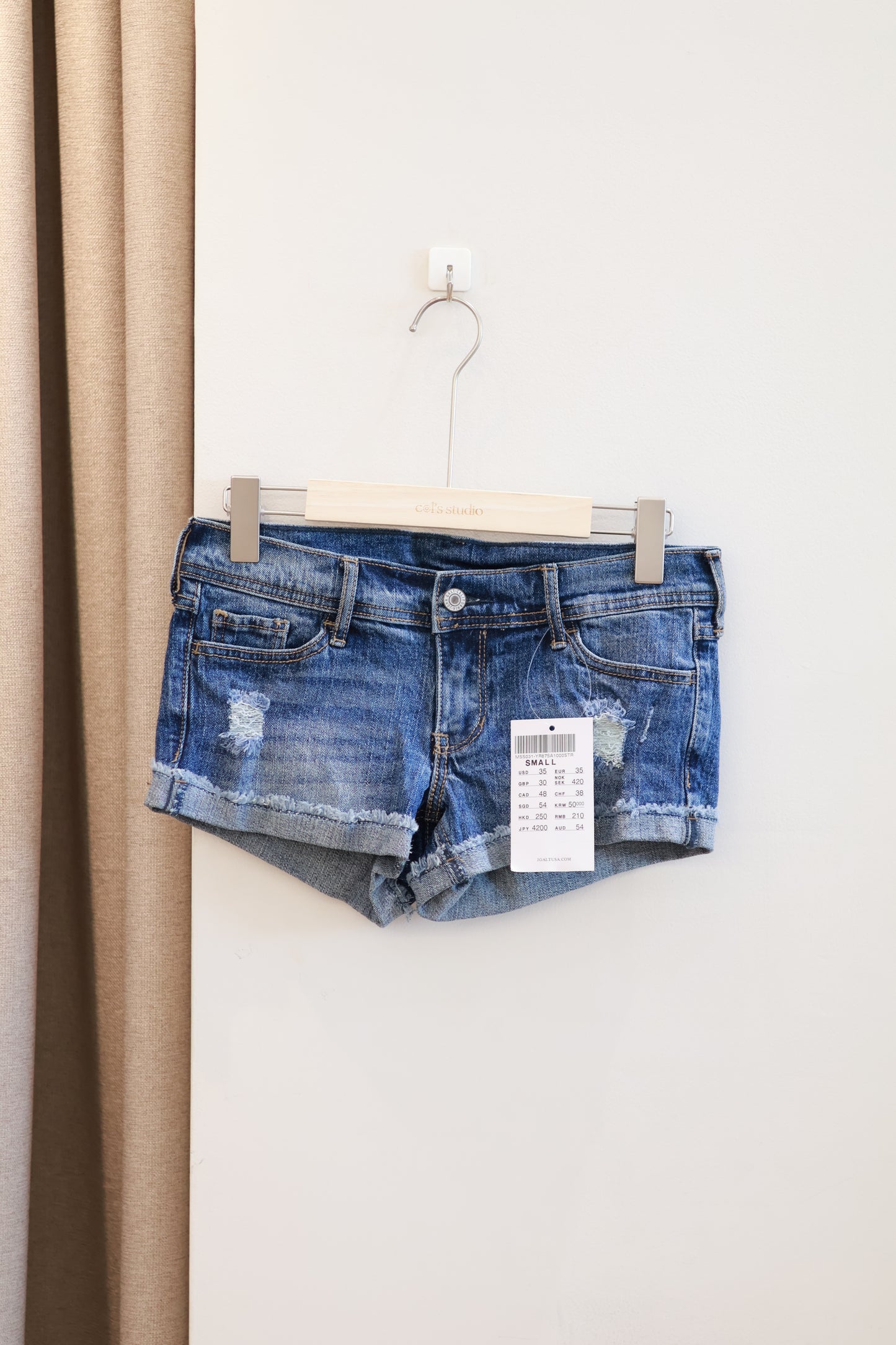 BRANDY RIPPED DENIM SHORTS