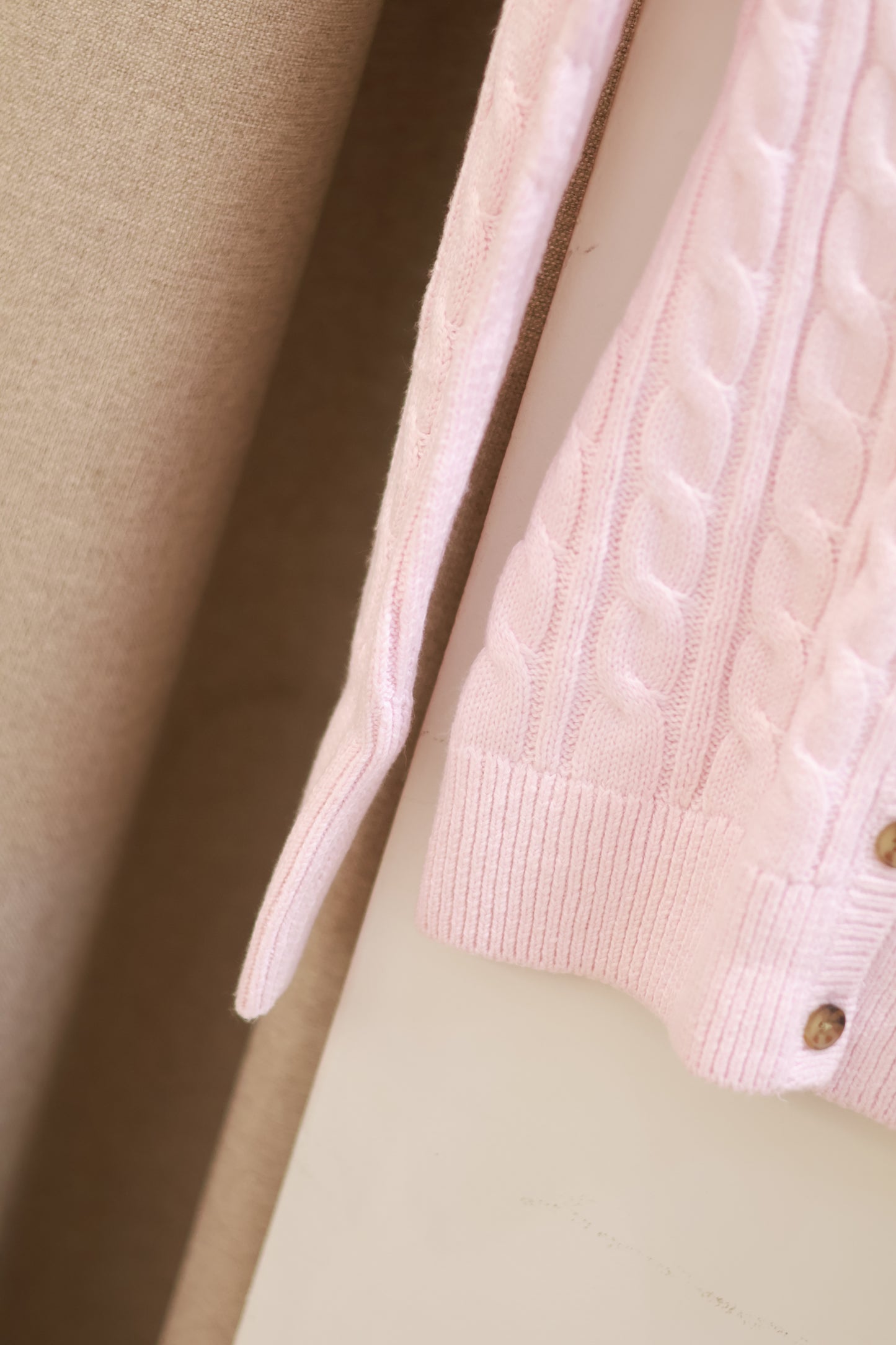 HOLLISTER Cable Knit Icon V-Neck Cardigan — Light Lilac