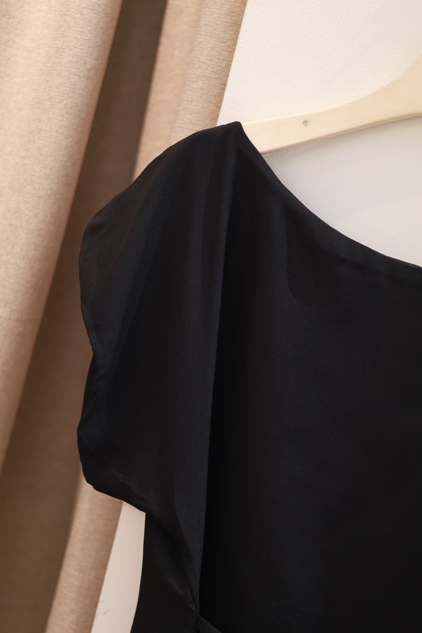 MAISON CHER Lyn Off Shoulder