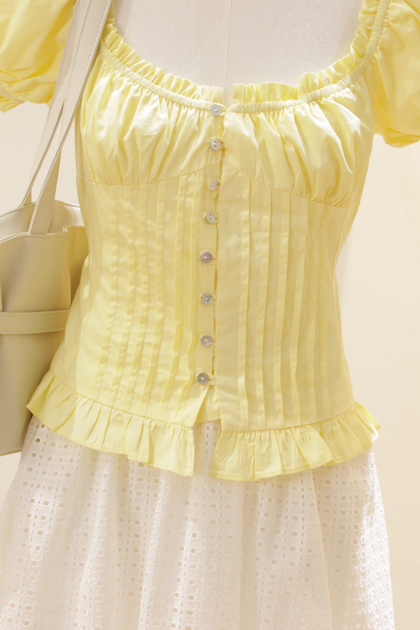 Yellow dottie top