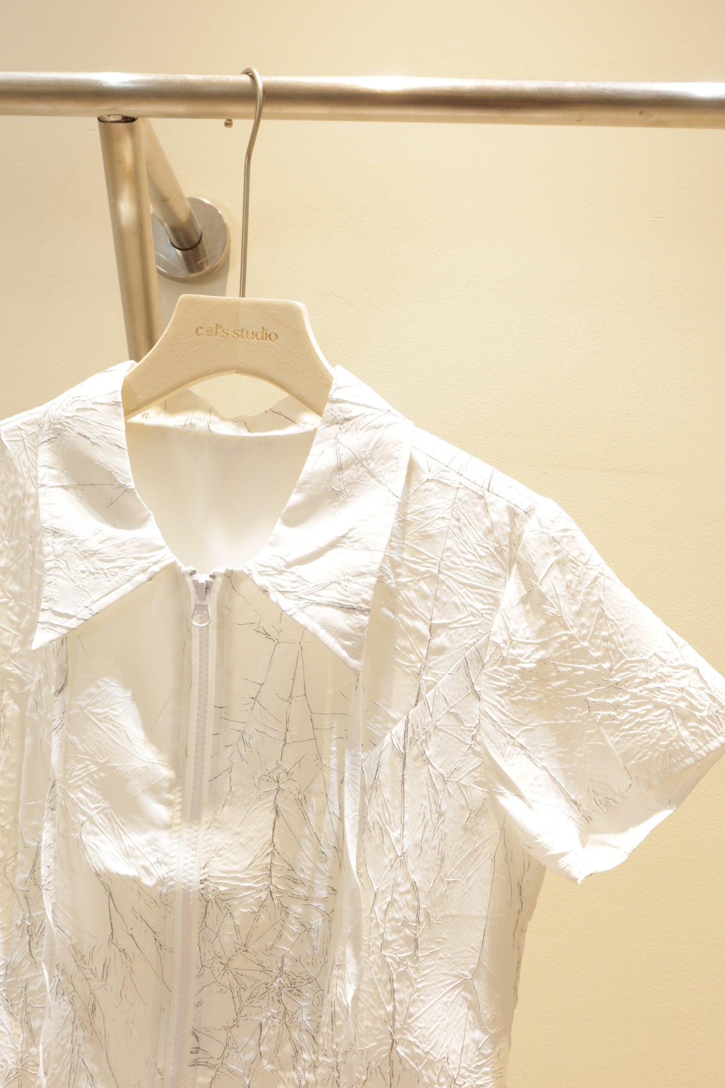 Marbled doubled zippered short sleeve