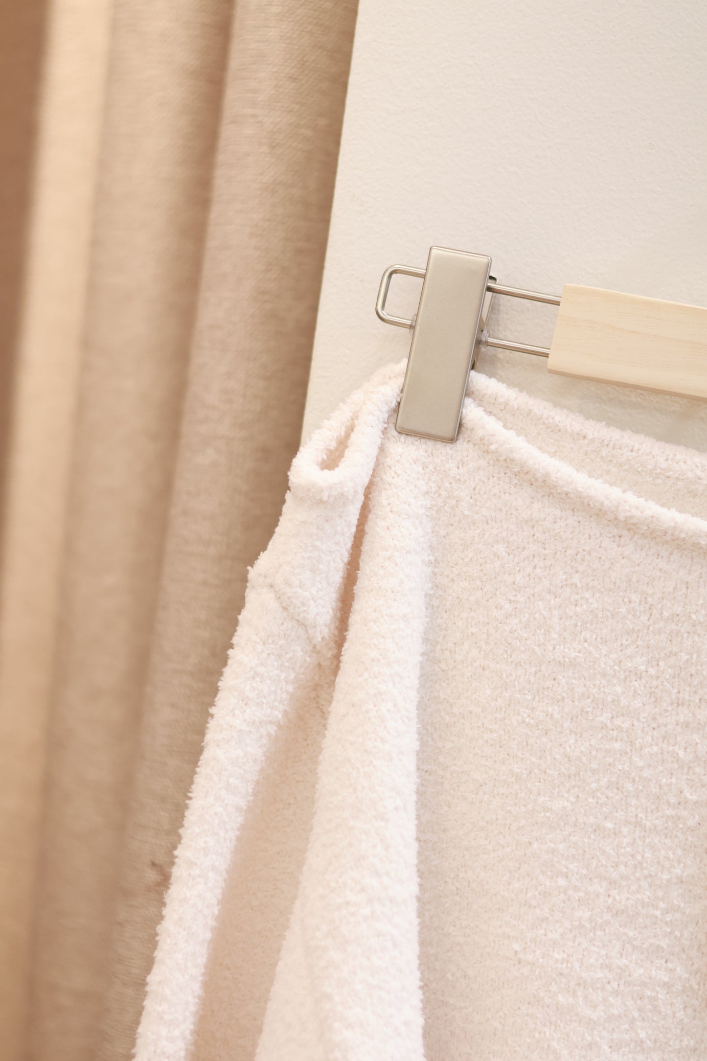 Edikted Plush Oversized Asymmetric Sweater