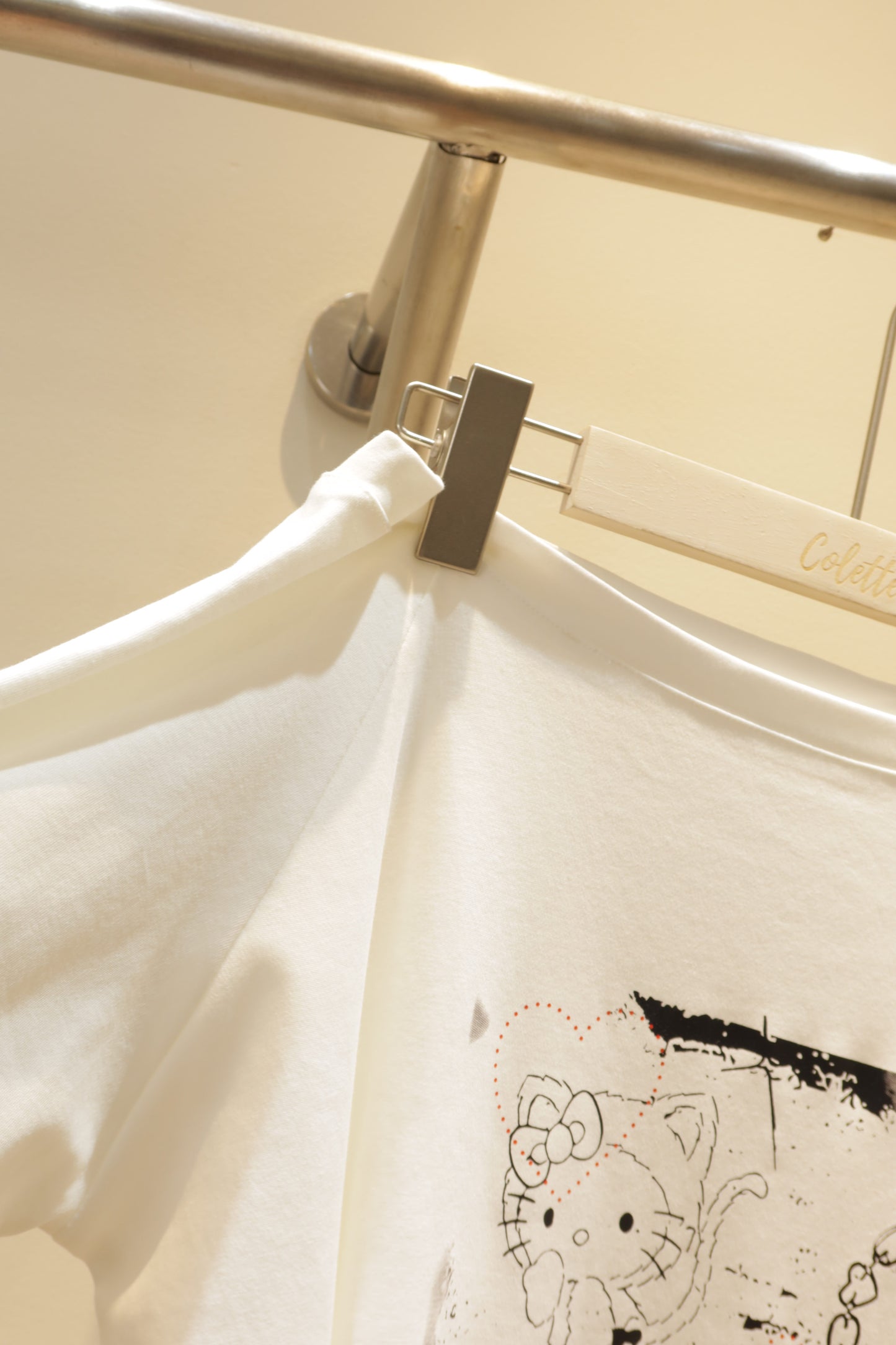 Hello kitty half shoulder tee