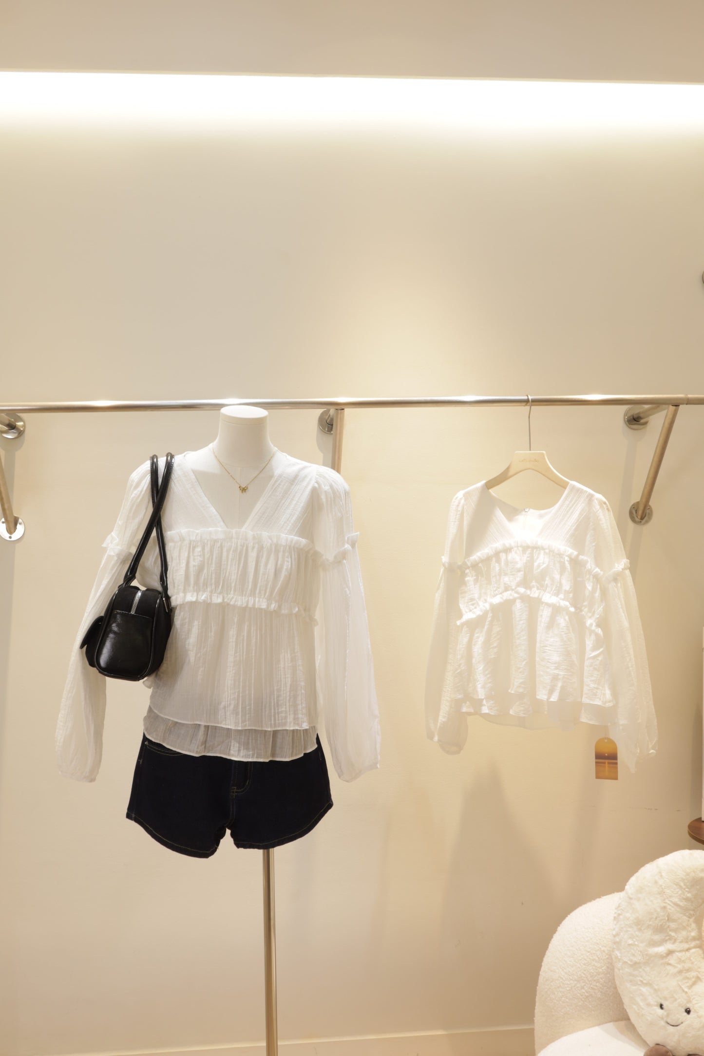 NO white flowy blouse
