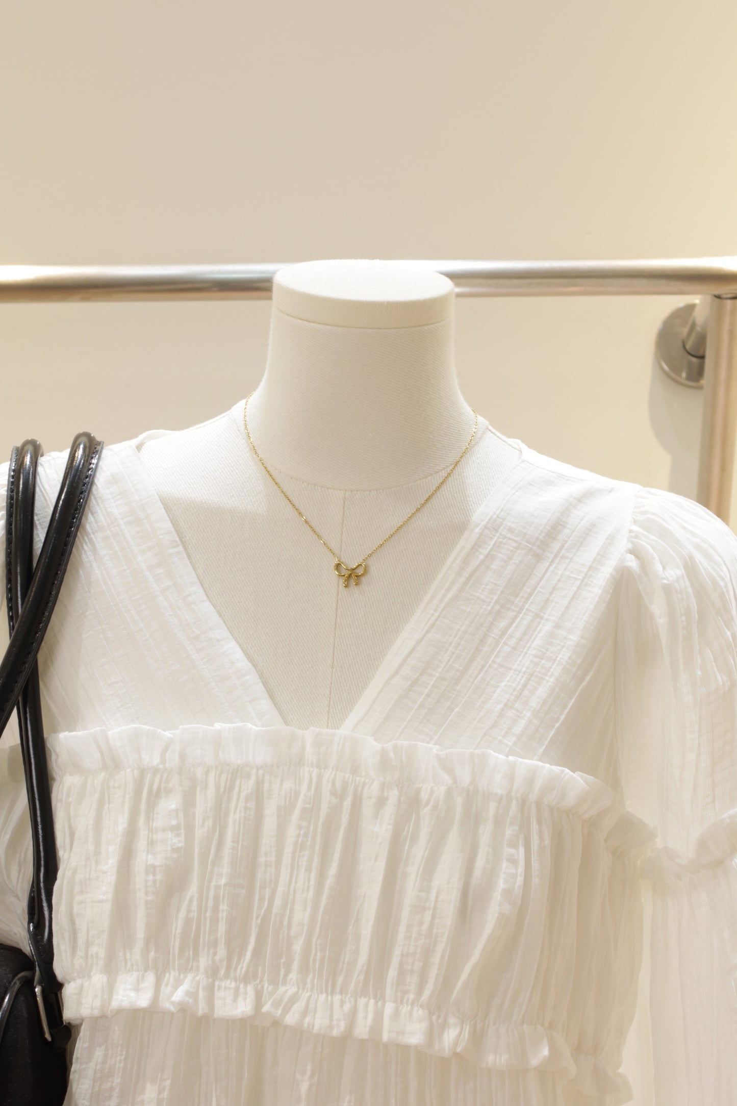 NO white flowy blouse