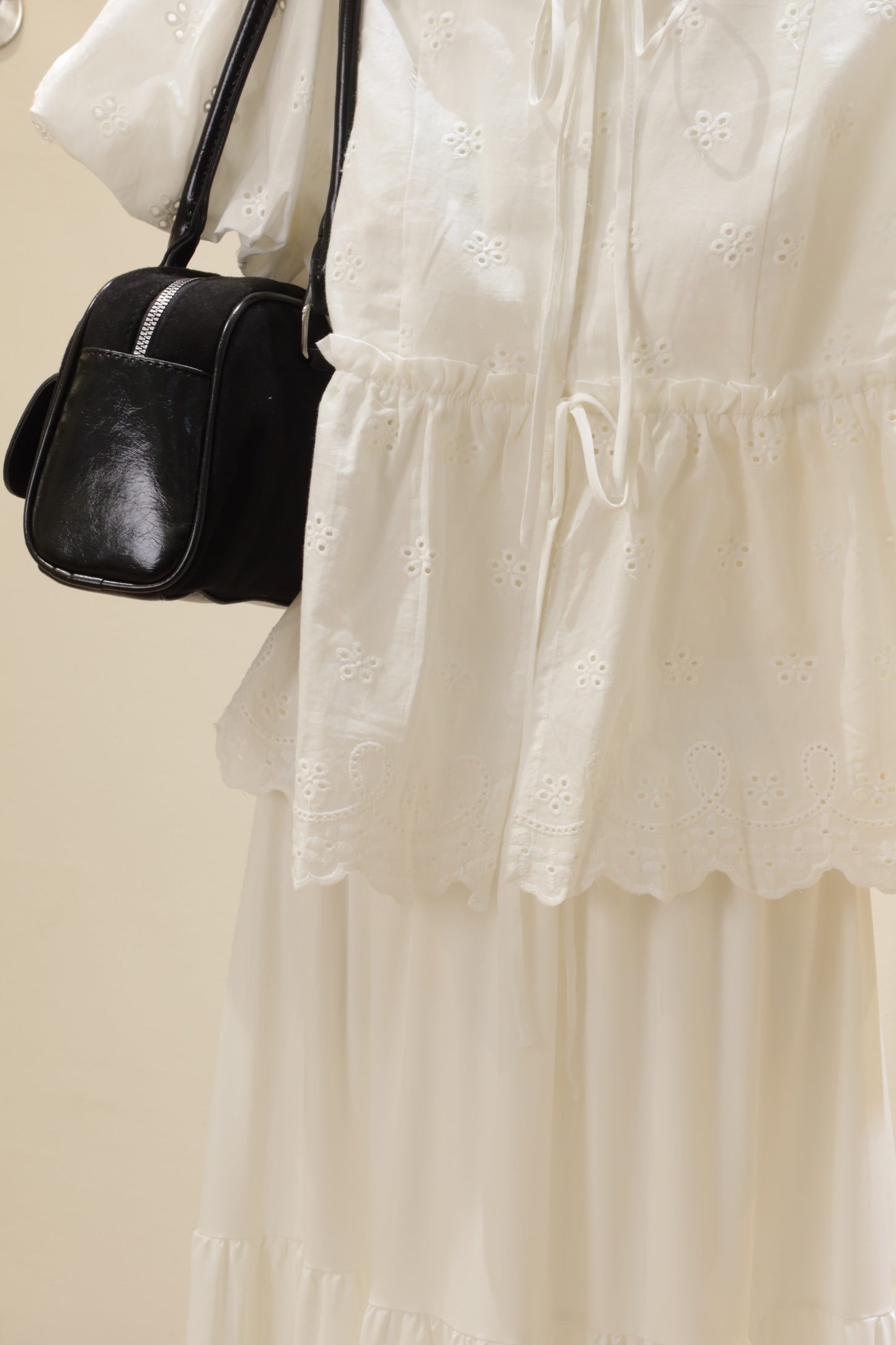 NO puffy sleeves top