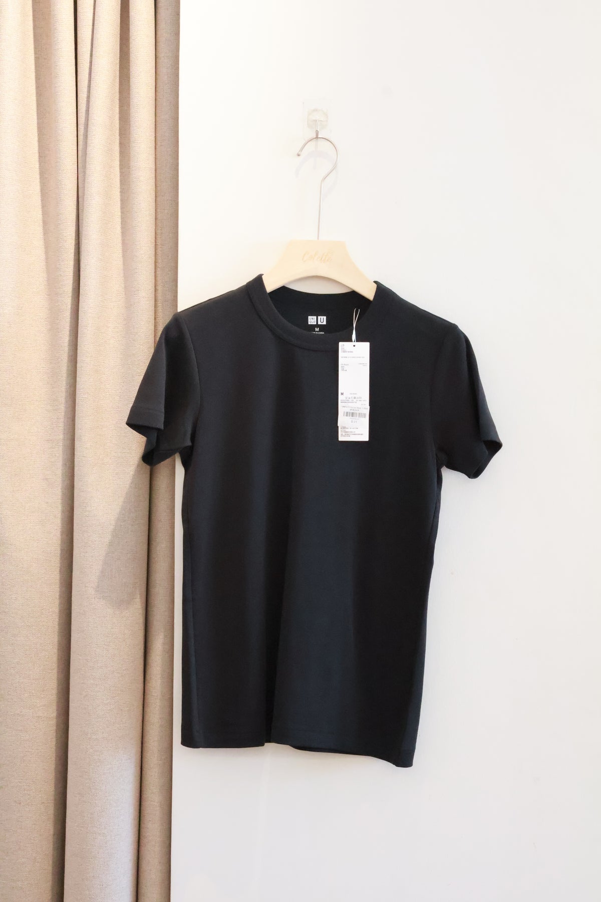 UNIQLO Round Neck T-Shirt