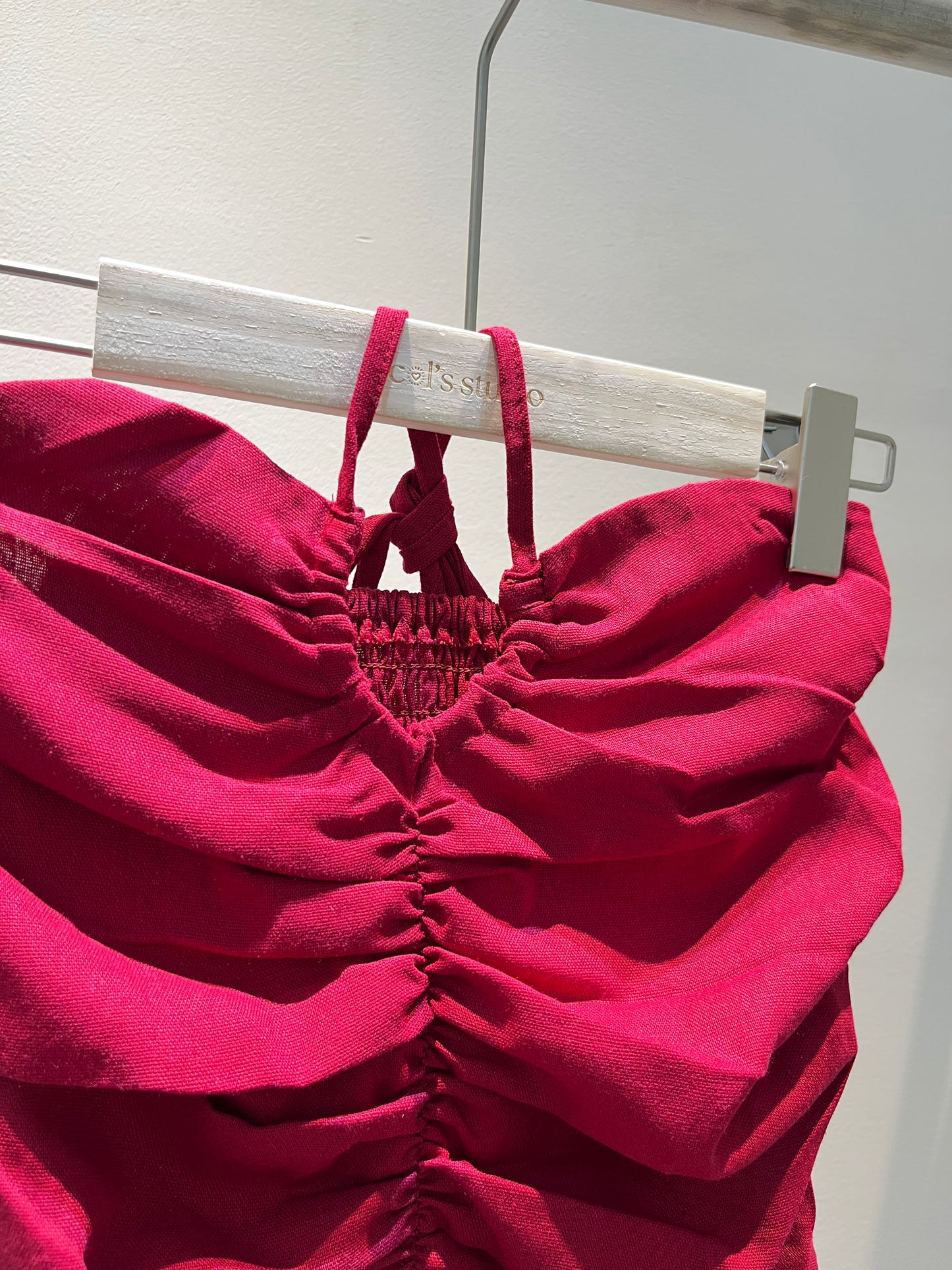 LINEN LIKE HALTER TOP