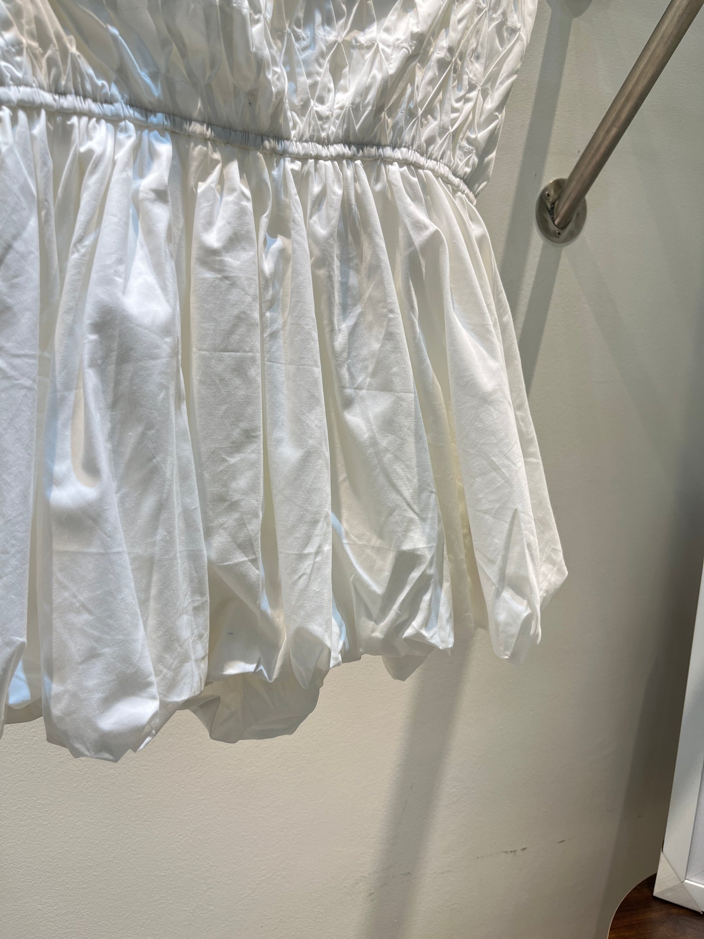 TUBE DESIGNED FLOWY TOP