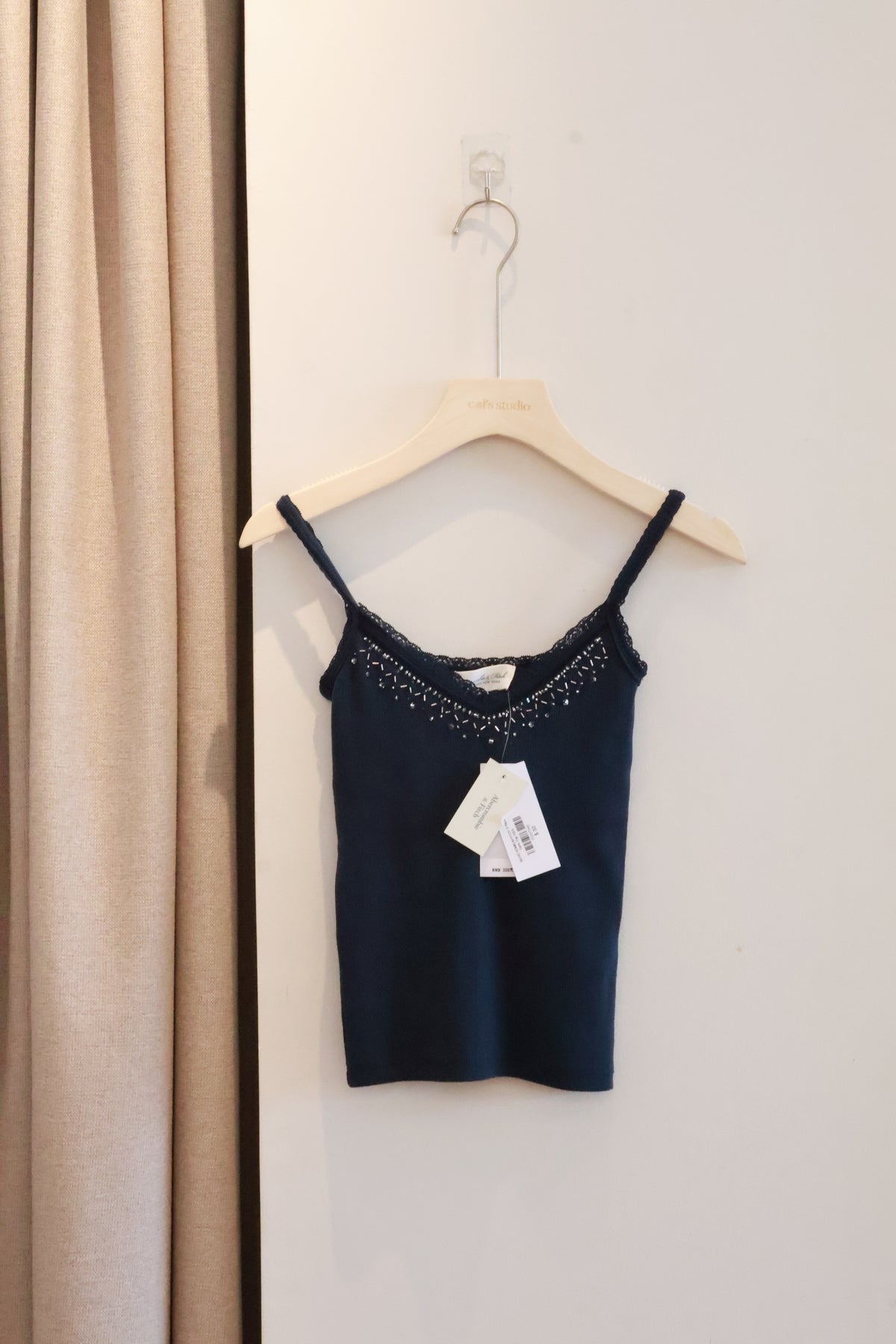 ABERCROMIE&FITCH V-Neck Tank Top