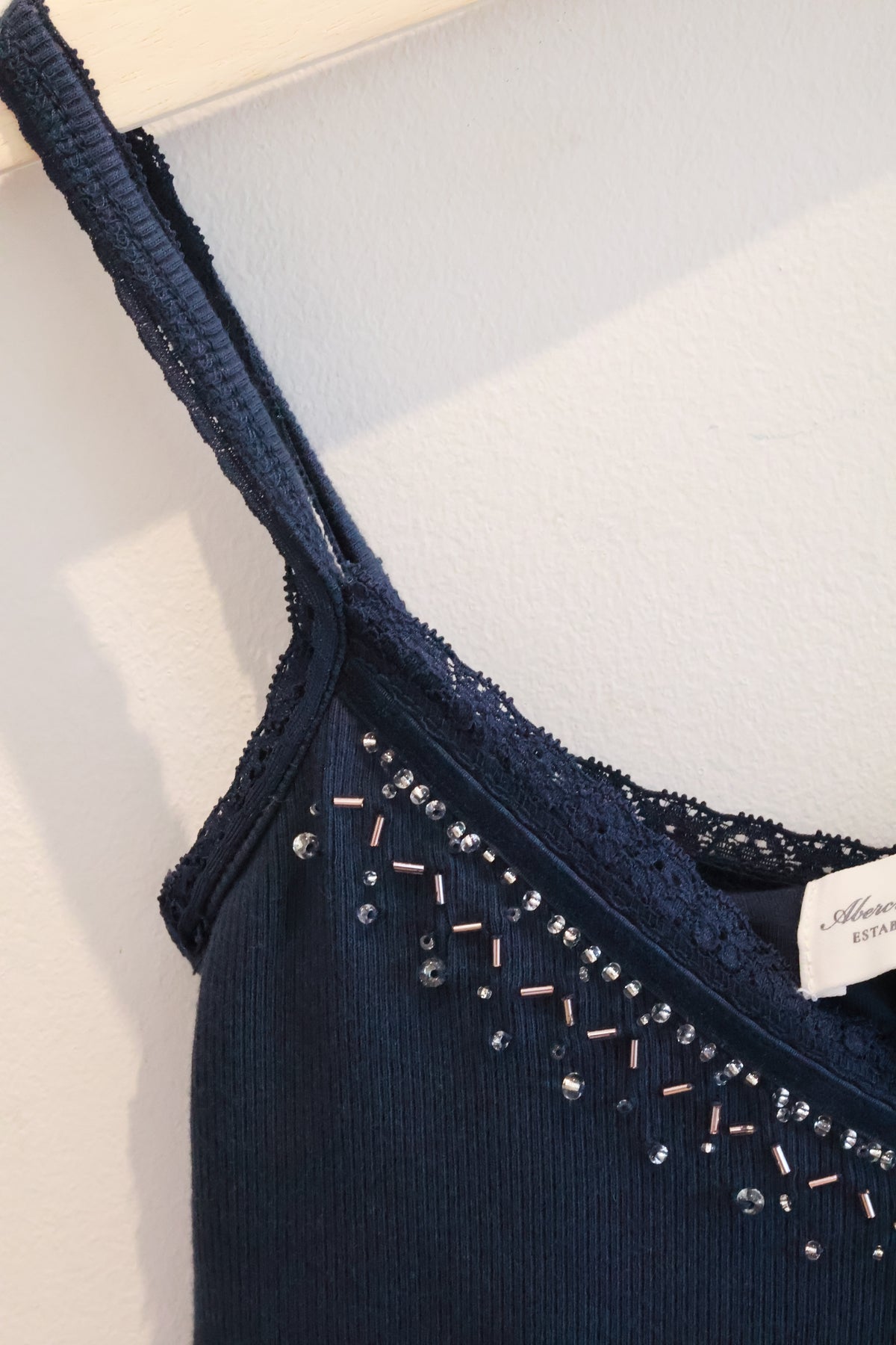 ABERCROMIE&FITCH V-Neck Tank Top