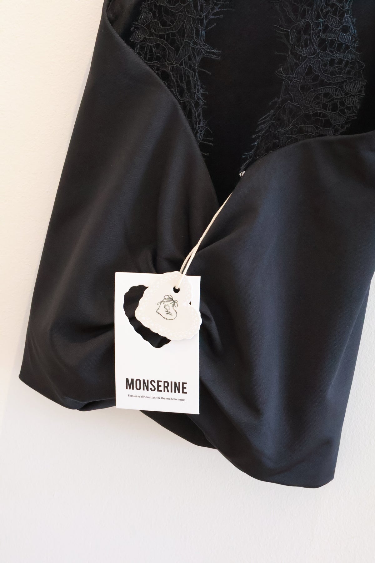 MONSERINE MUSE LACE TOP