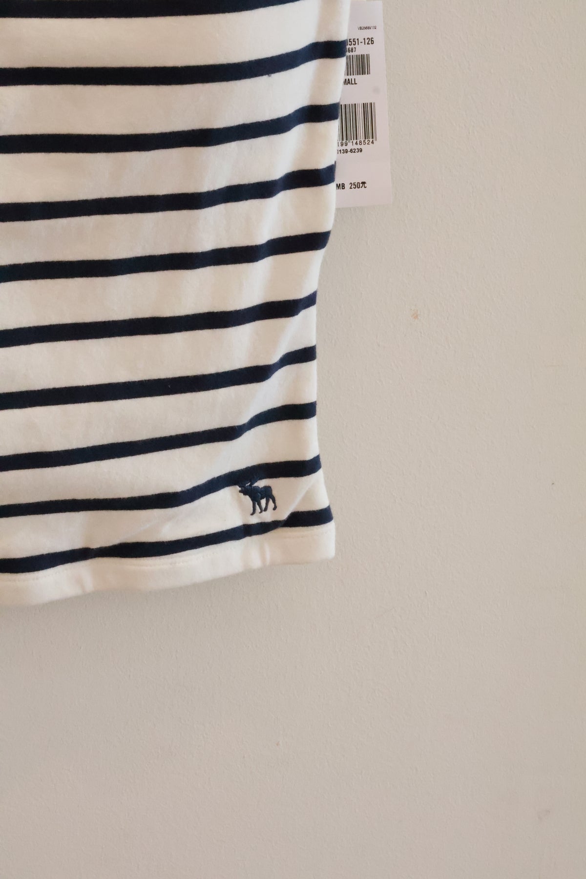 ABERCROMIE&FITCH Moose Logo Tank Top