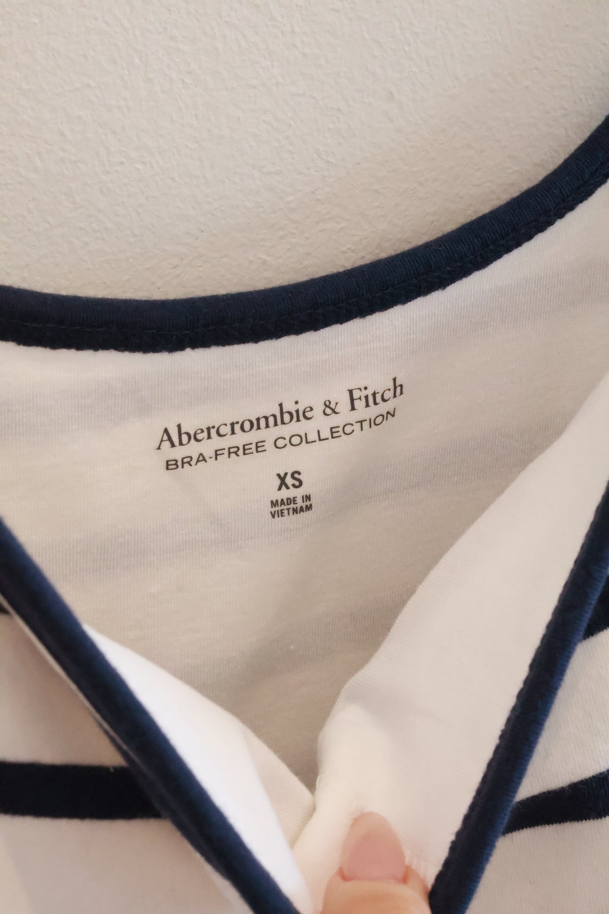 ABERCROMIE&FITCH Moose Logo Tank Top