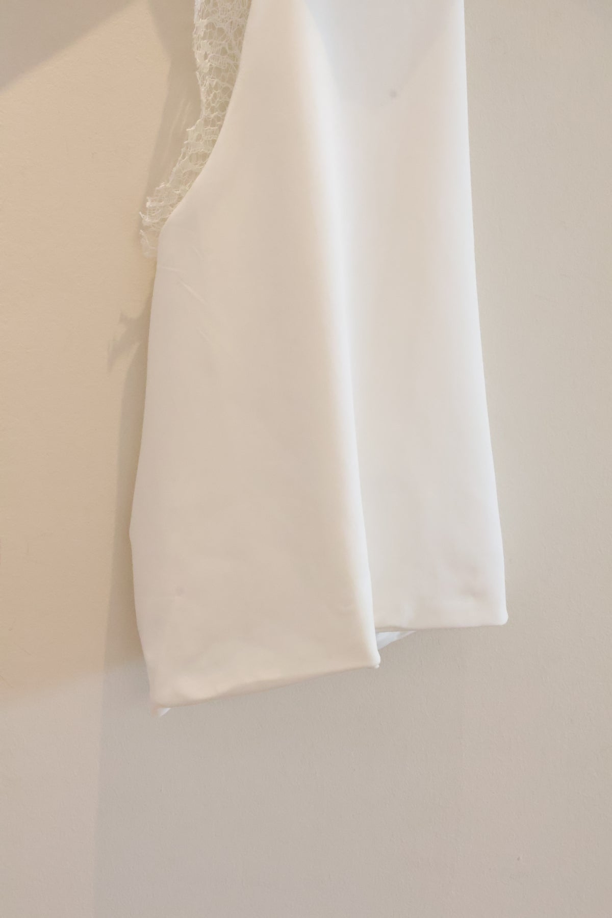 MONSERINE MUSE LACE TOP
