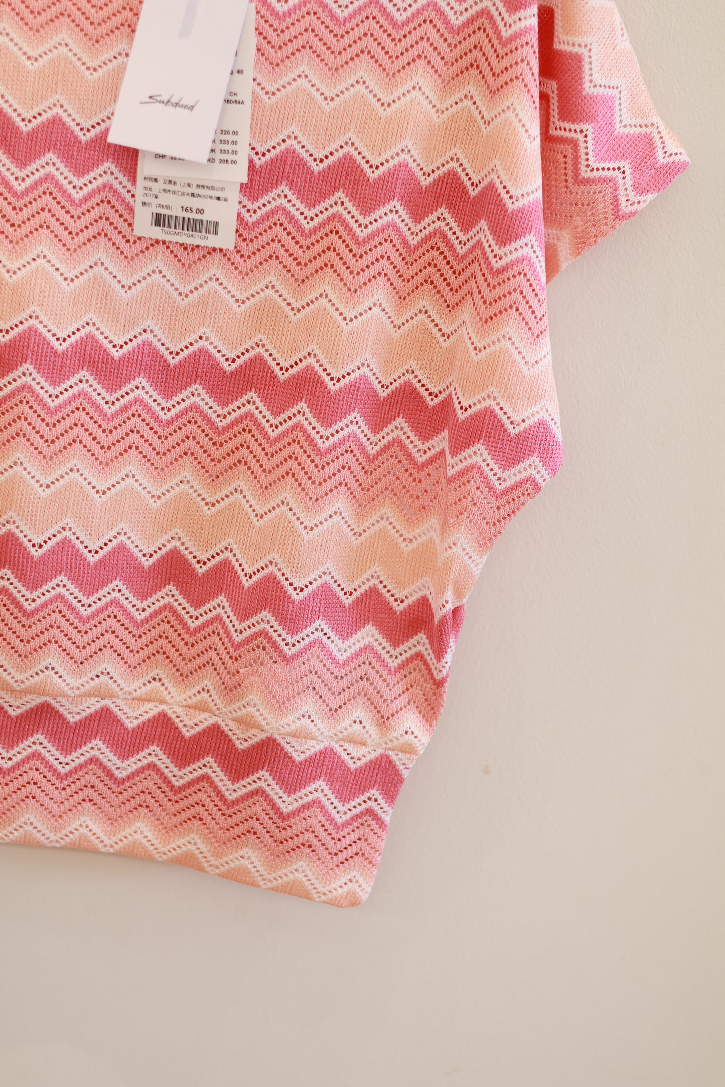SUBDUED CORAL HALF SHOULDER