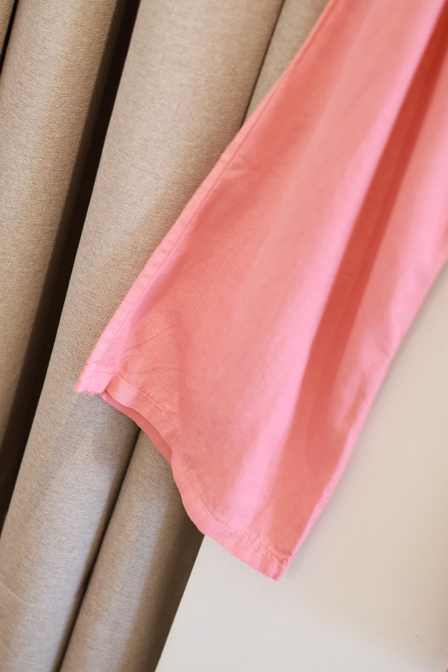 SUBDUED LINEN FOLD OVER PANTS (CORAL)