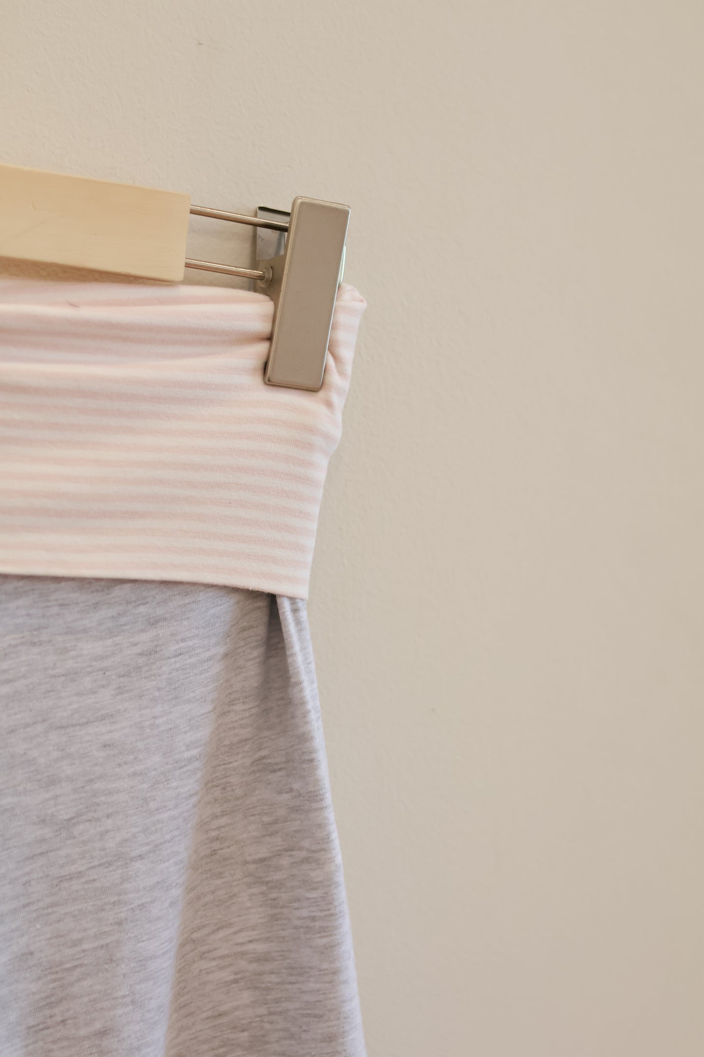 SUBDUED GRAY PANTS W/PINK STRIPES