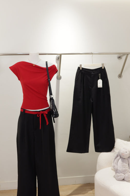 Mini tiered black trousers
