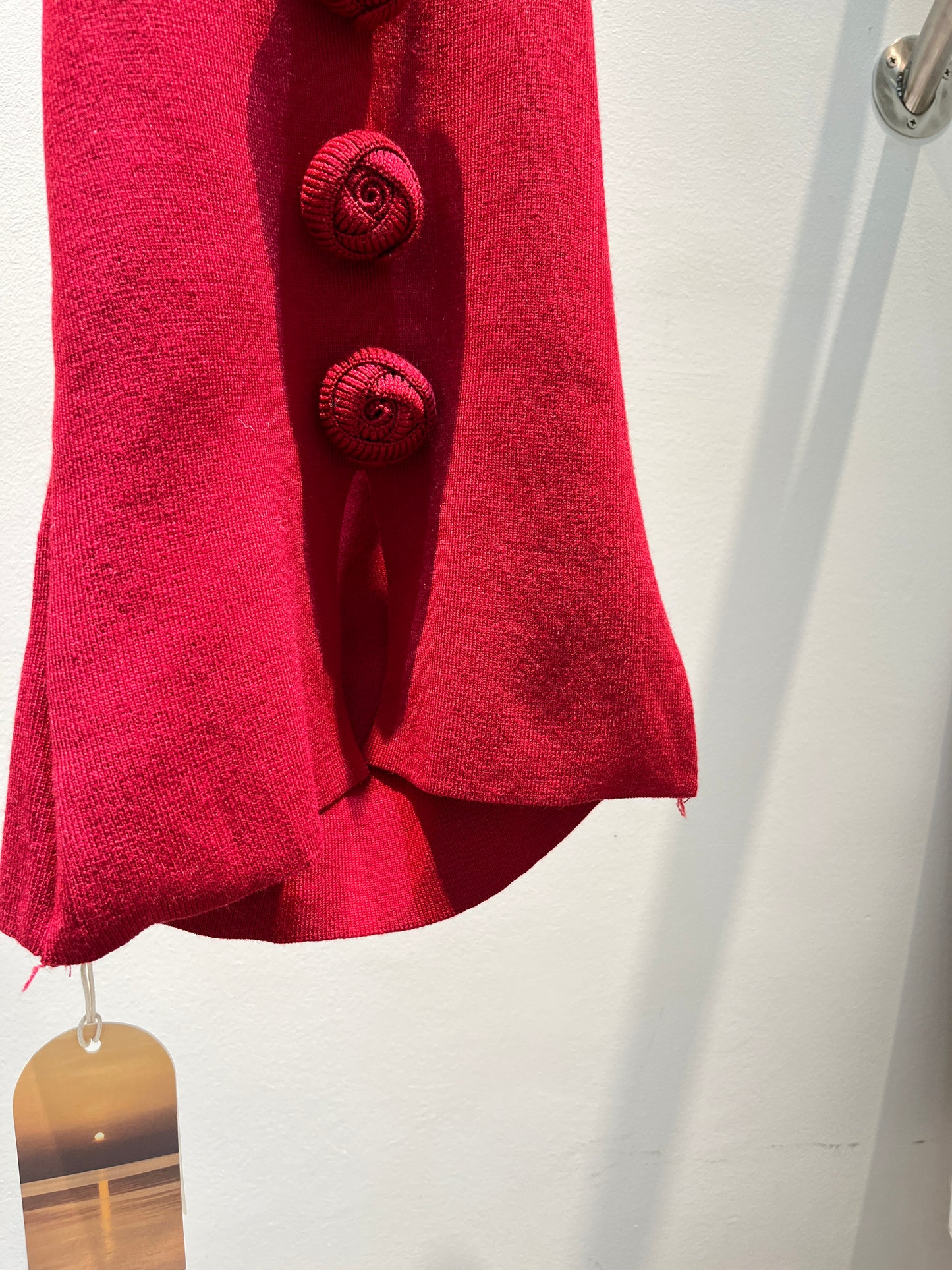 THREE ROSES HALTER TOP