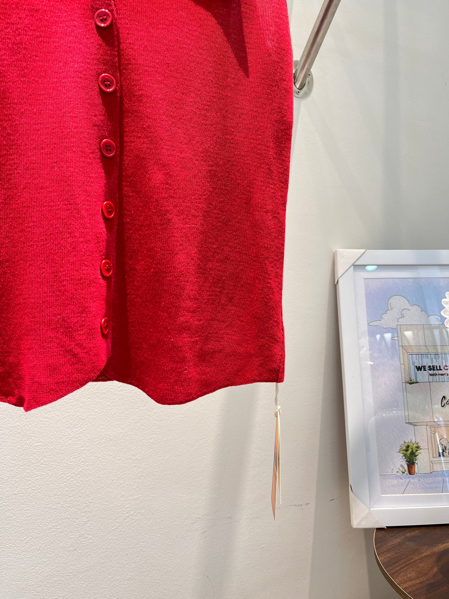 RED SLEEVELESS POLO TOP