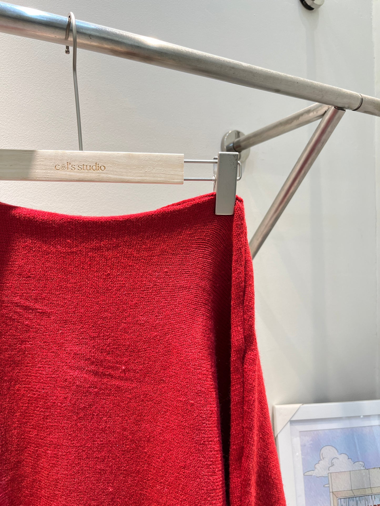 RED HALF SHOULDER SWEATER