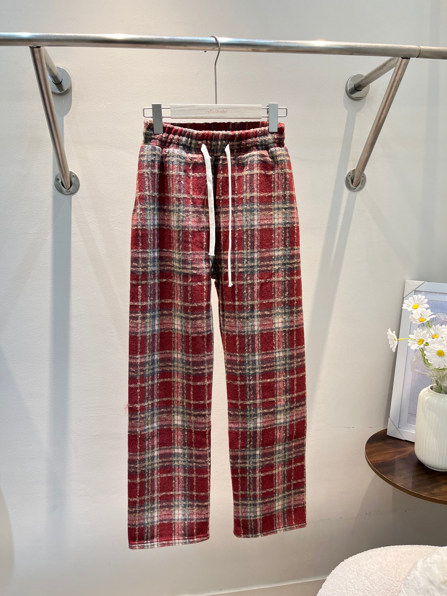 RED PLAID CHRISTMAS BOTTOMS