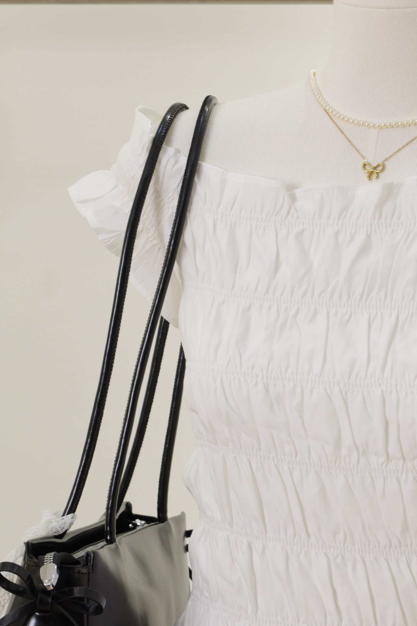 SBB scrunch off shoulder