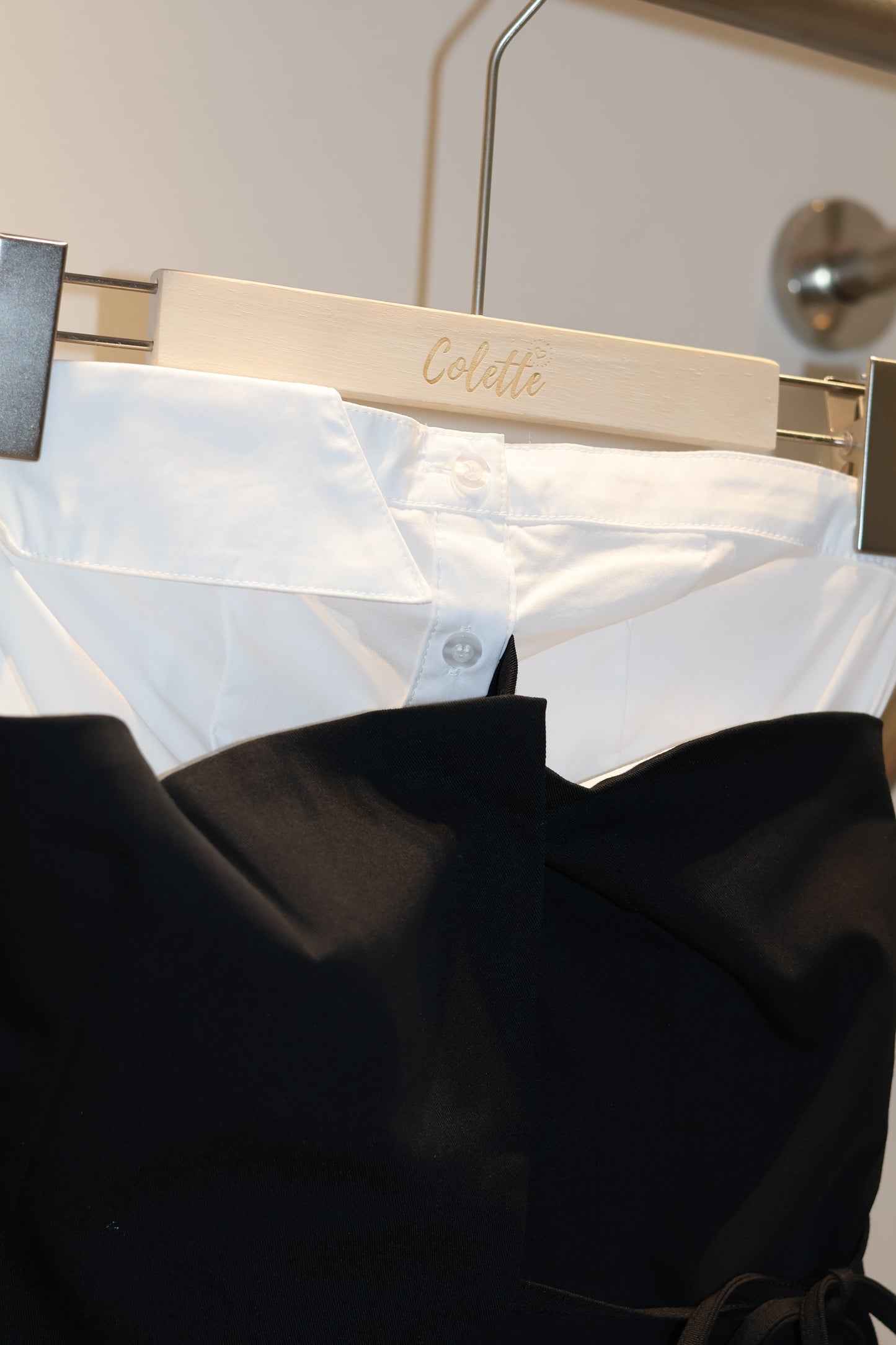 WHITE ACCENT BLACK TUBE TOP