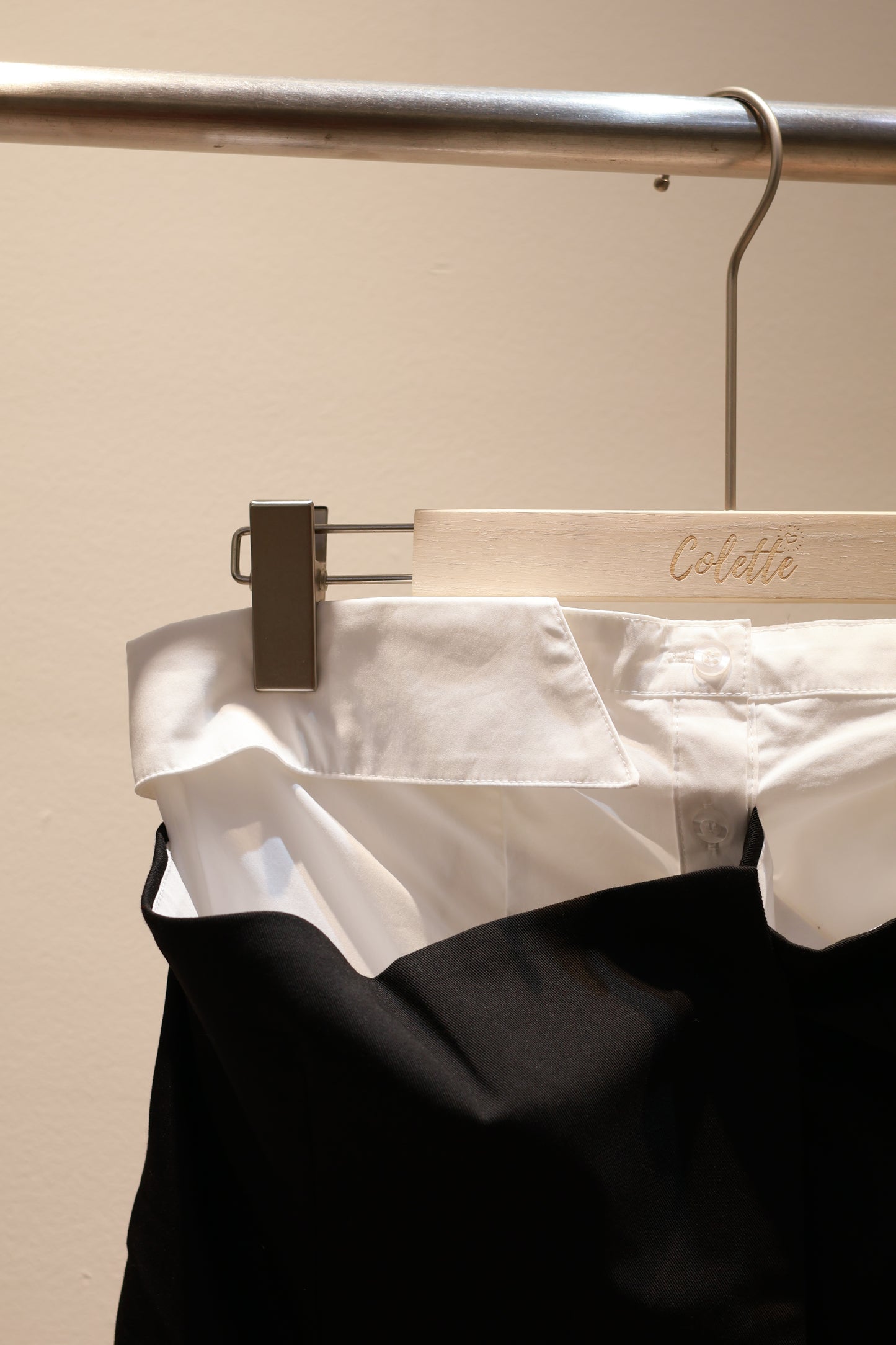 WHITE ACCENT BLACK TUBE TOP