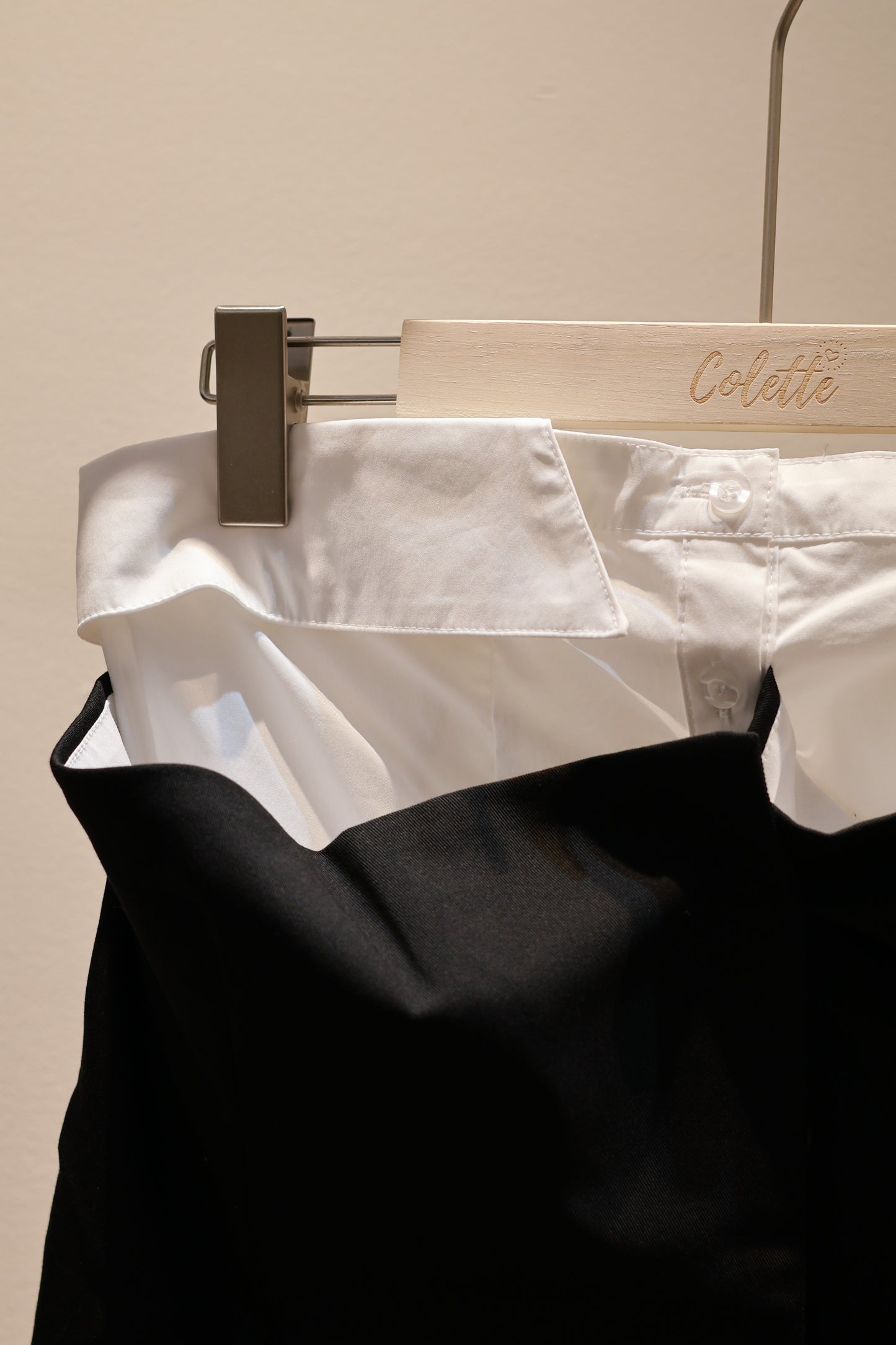 WHITE ACCENT BLACK TUBE TOP