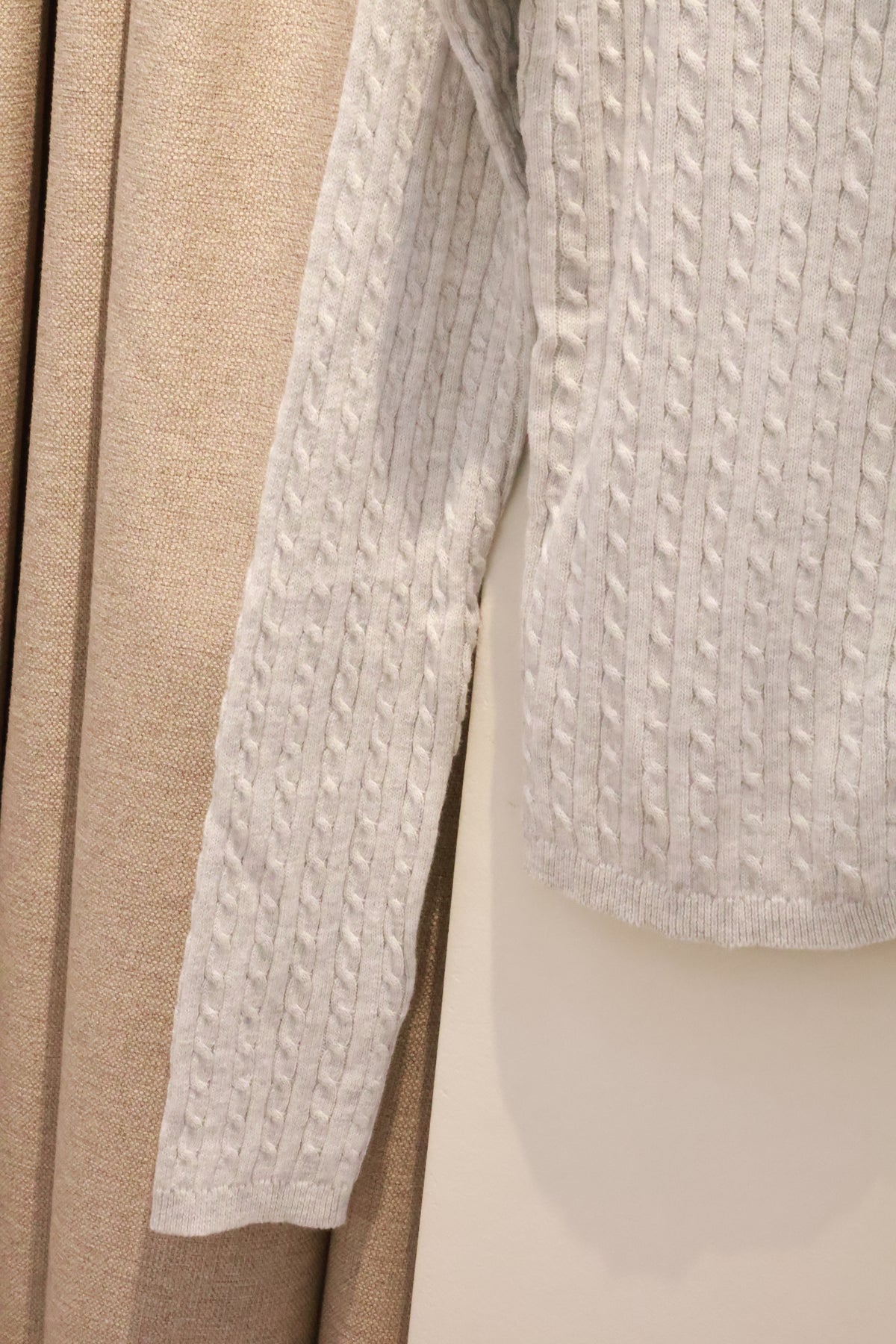 BRANDY Zoe Cable Knit Cardigan  -LIGHT GRAY