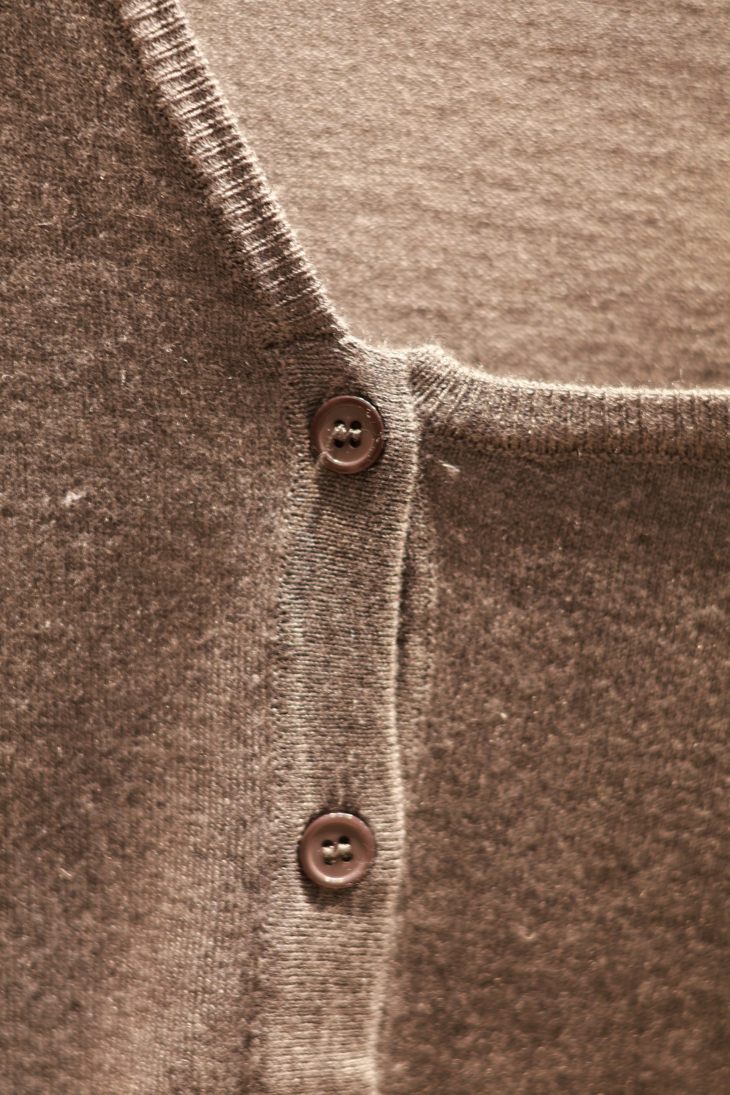 CHIC KNITTED BUTTONS HALF SHOULDER